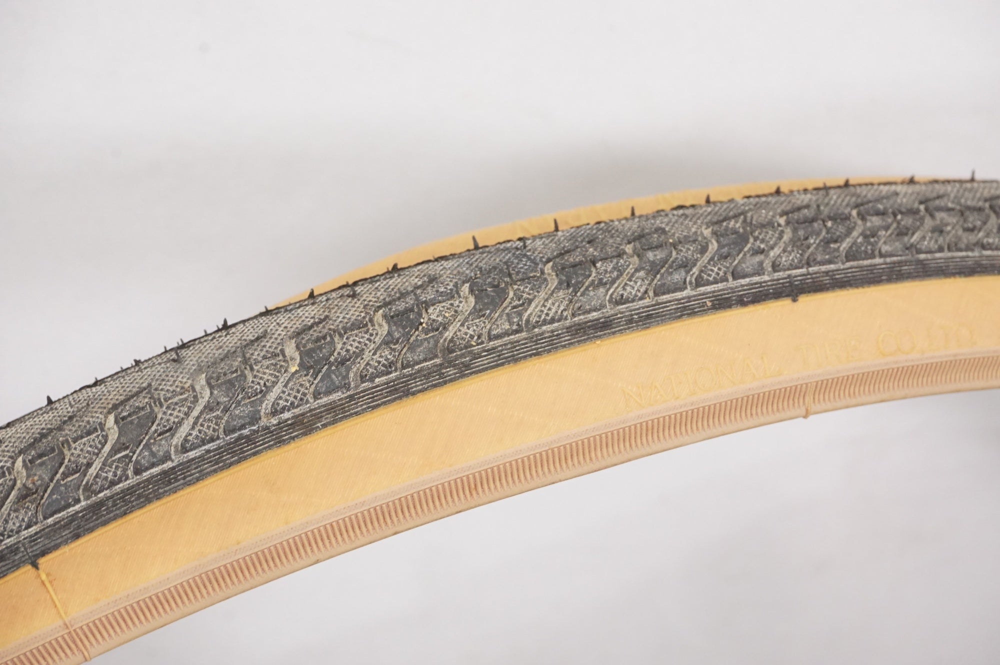 PANARACER 「パナレーサー」 PASELA 700×32C タイヤ / AKIBA店