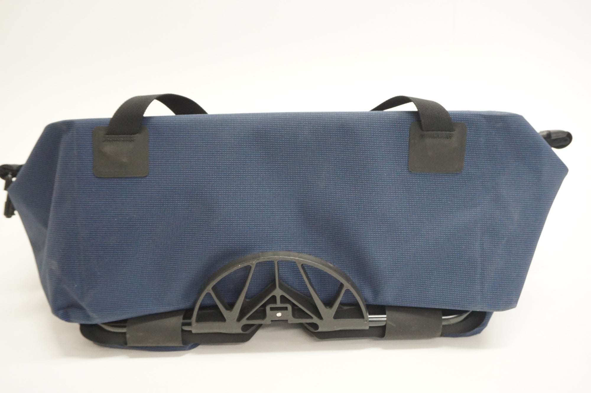 BROMPTON 「ブロンプトン」 ROLL TOP WATERPROOF BAG フロントバッグ / 福岡店