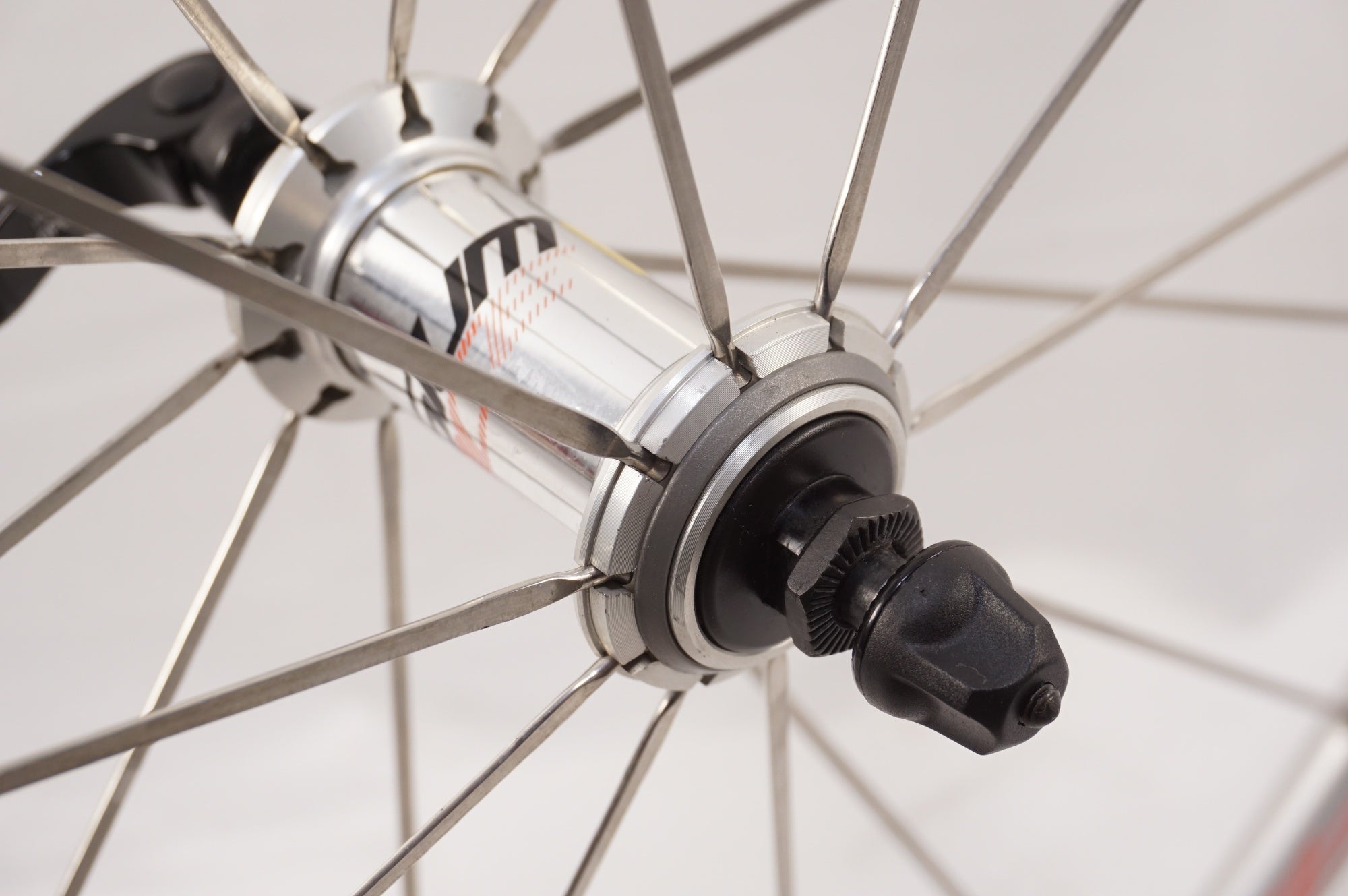 MAVIC 「マヴィック」 AKSIUM RACE シマノ11速 ホイールセット / 中目黒店