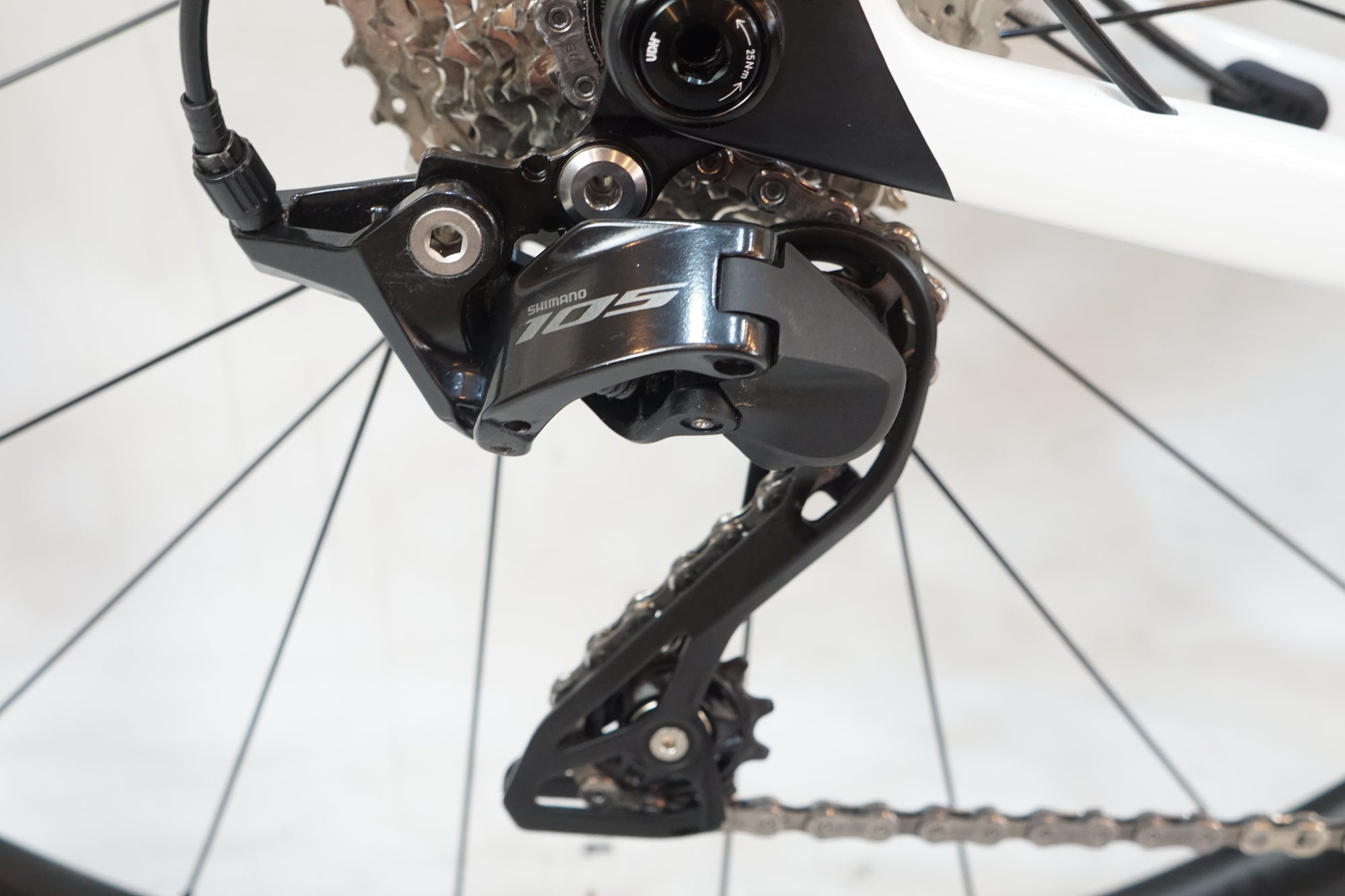 TREK 「トレック」 MADONE SL5 GEN8 2025年モデル ロードバイク / バイチャリ浦和ベース