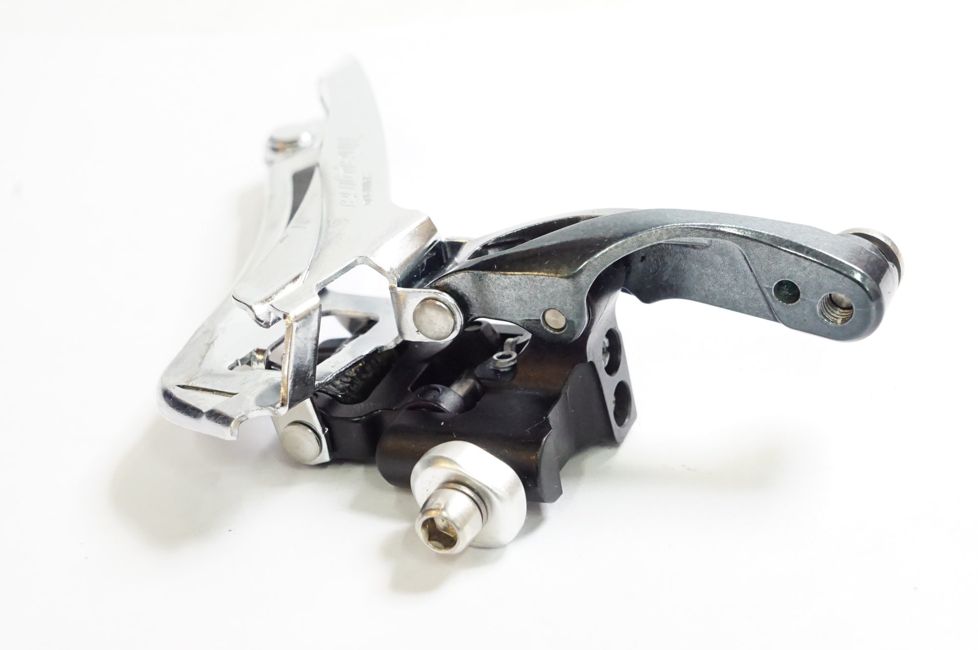 【新品未使用】シマノ フロントディレイラー Tiagra FD-4700-BＭ6 SHIMANO 「シマノ」 TIAGRA FD-4700 フロントディレイラー