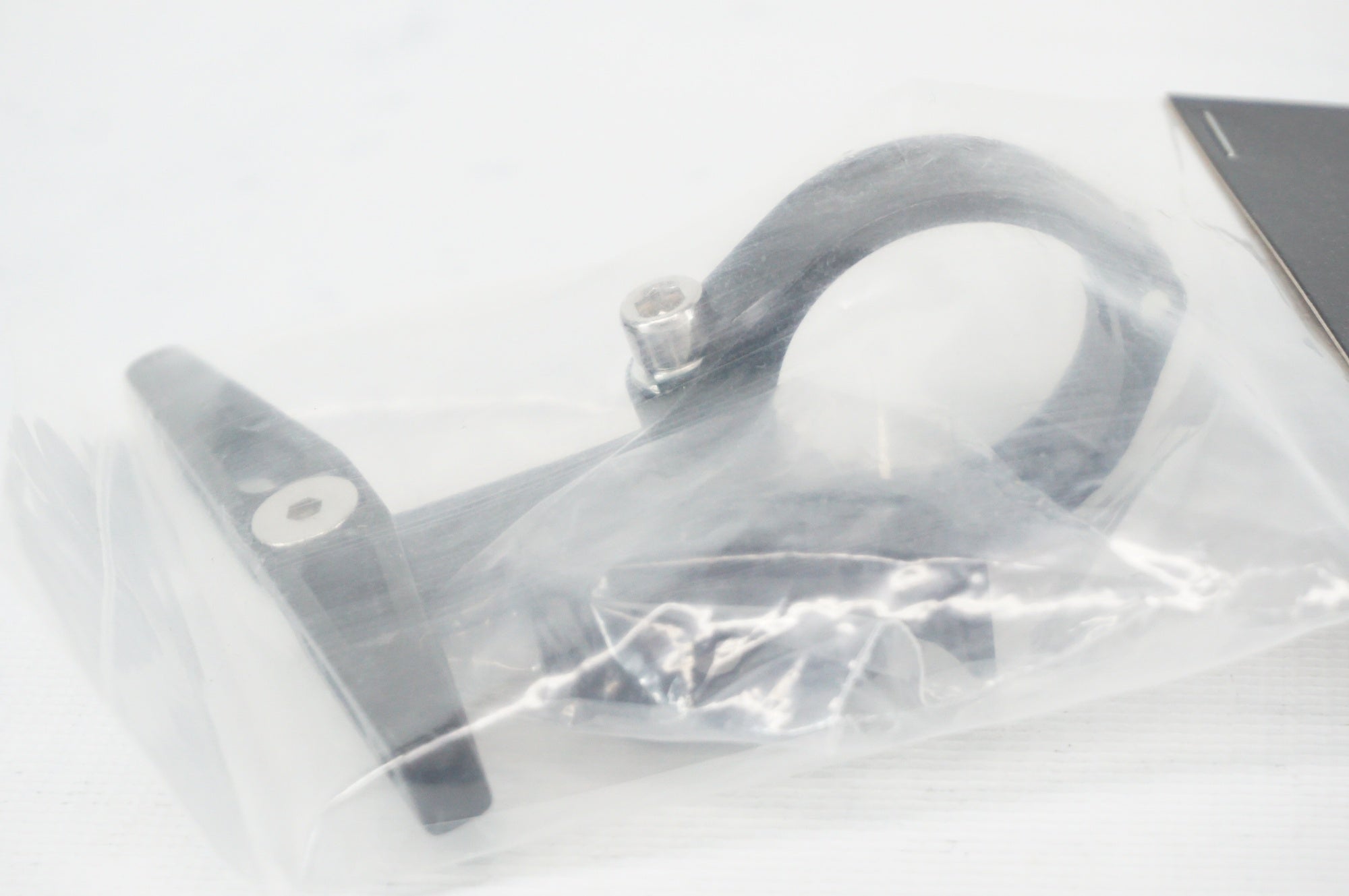 TNI 「ティーエヌアイ」 シートポスト取付用 ボトルケージアダプター / 阪急塚口店