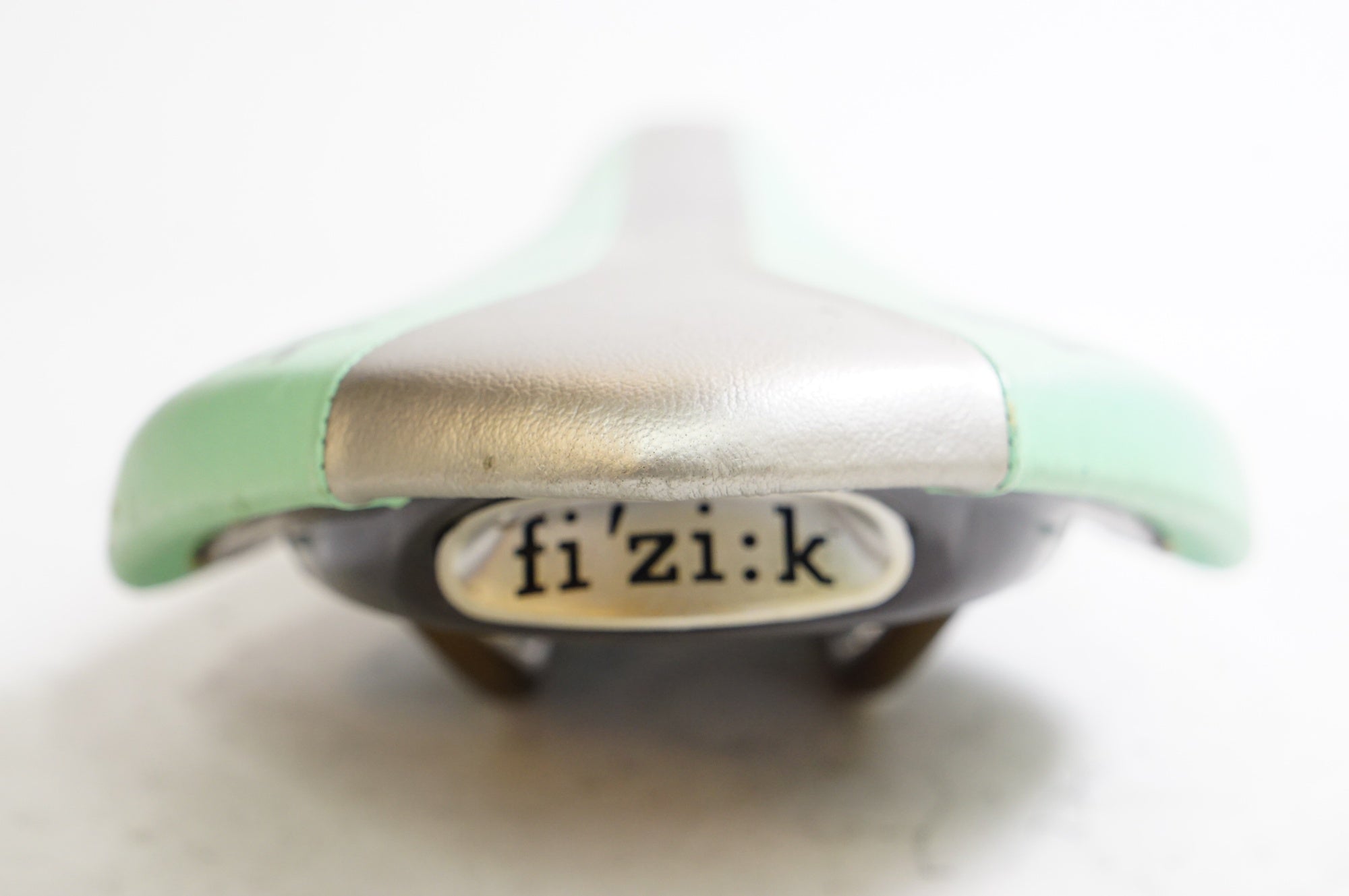 FIZIK 「フィジーク」 ARIONE WING FLEX サドル / 熊谷本店