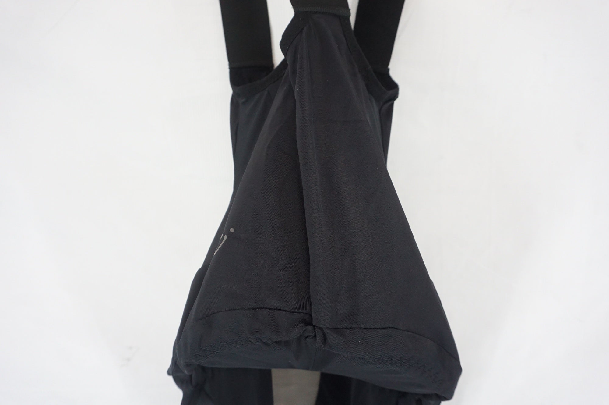 VELOCIO 「ヴェロシオ」 Sサイズ ビブショーツ / 阪急塚口店