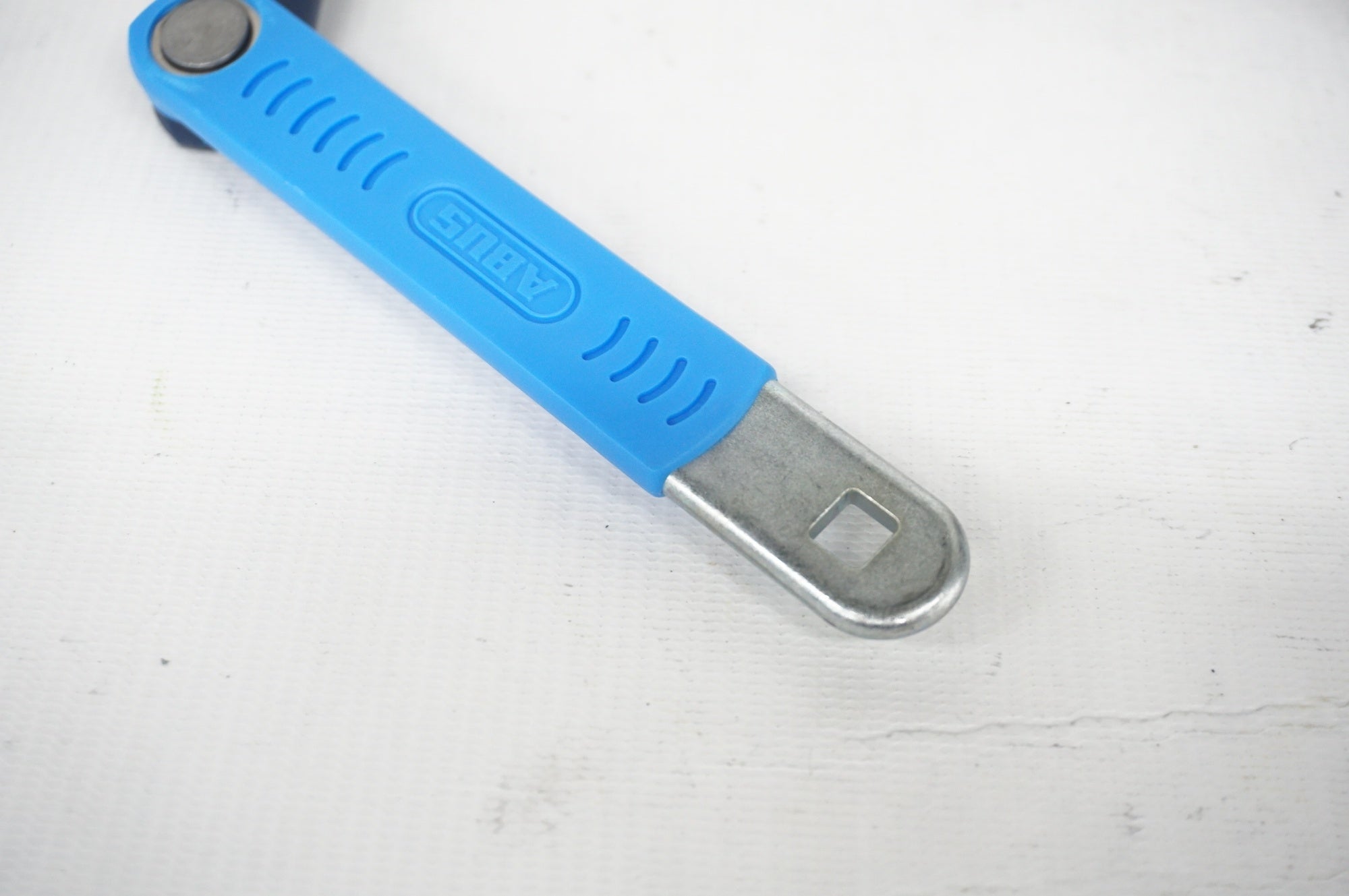ABUS 「アバス」 BORDO LITE MINI 6055C ロック / 阪急塚口店