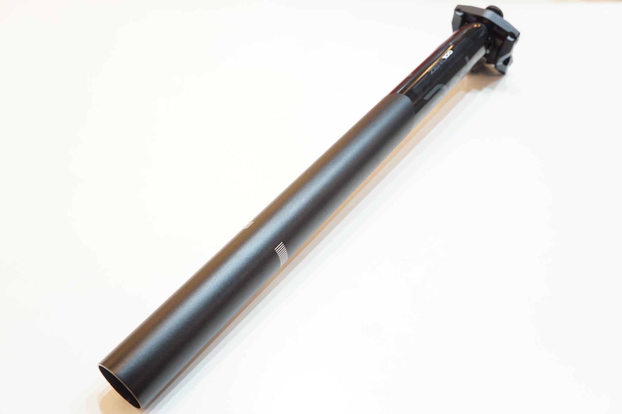 DEDA 「デダ」 ZERO100 φ27.2 350mmシートポスト/ バイチャリ浦和ベース