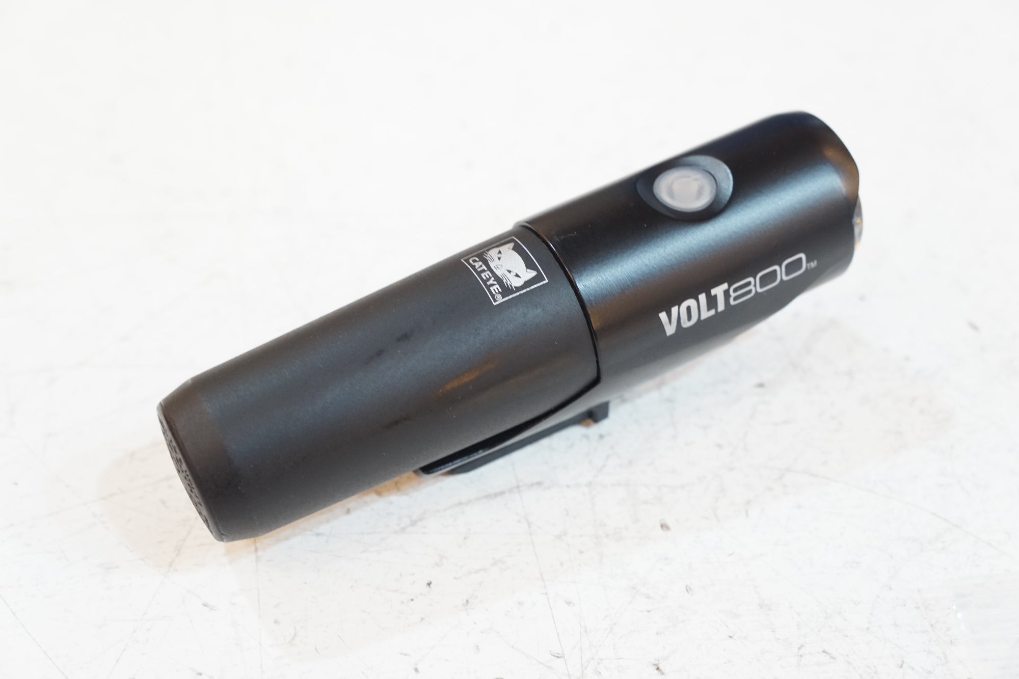 CATEYE 「キャットアイ」 VOLT800 フロントライト / バイチャリ浦和ベース