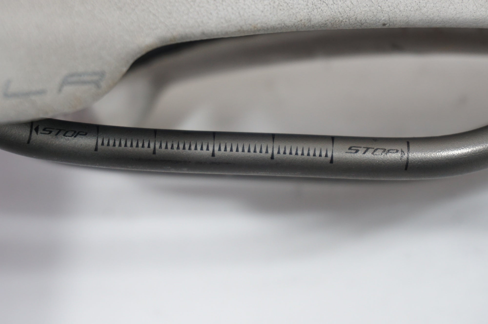 SELLE ITALIA 「セライタリア」 SLR TITANIUM サドル / 世田谷店
