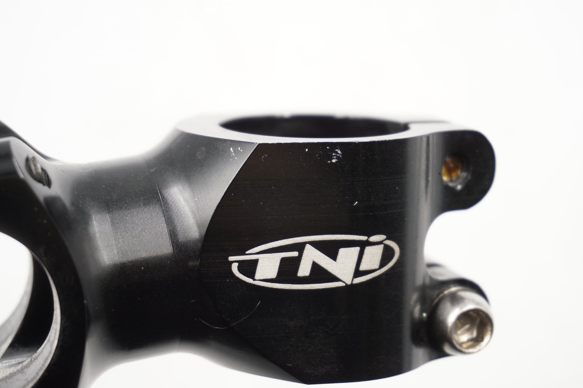 TNI 「ティーエヌアイ」 Φ25.4 50mm ステム / 奈良店 ｜ バイチャリ