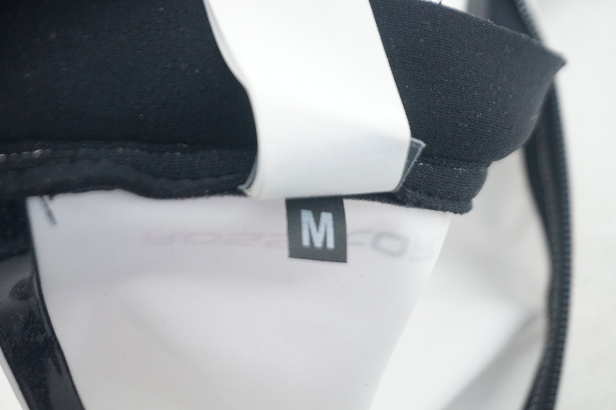 CASTELLI 「カステリ」 ROSSO CORSA メンズMサイズ シューカバー / 大阪門真店