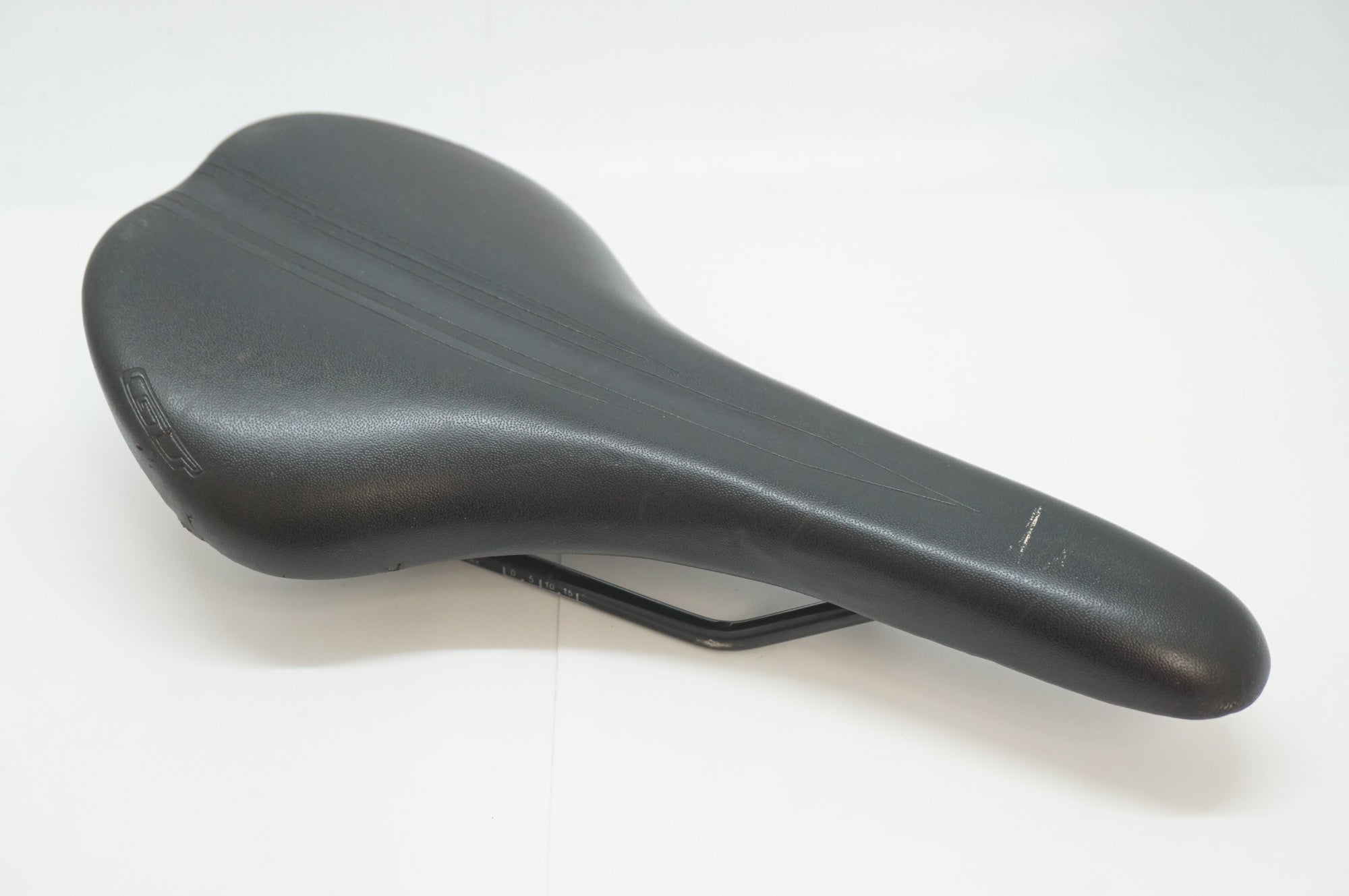 GT 「ジーティー」 サドル / 福岡店