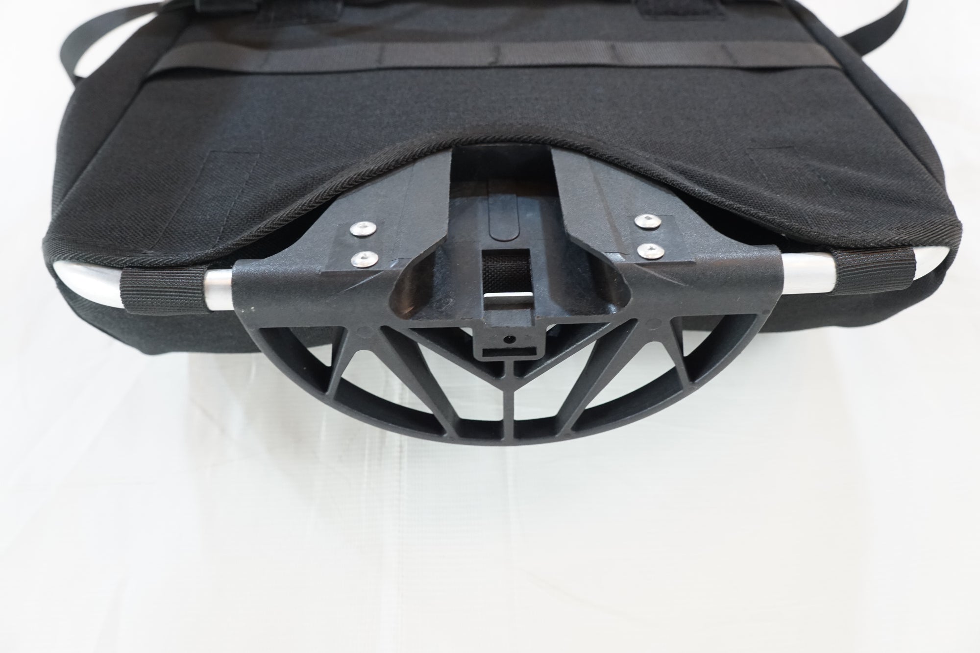 TWTOPSE 「ティーダブリュートップス」 BROMPTON用フロントバッグ / バイチャリ浦和ベース