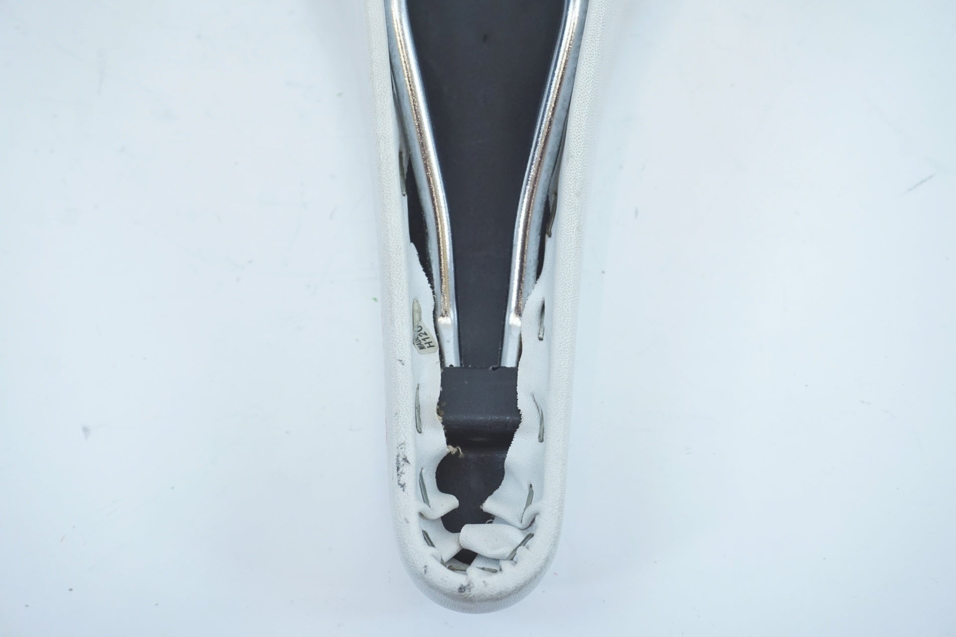 GRUNGE 「グランジ」 サドル / 有明ガーデン店