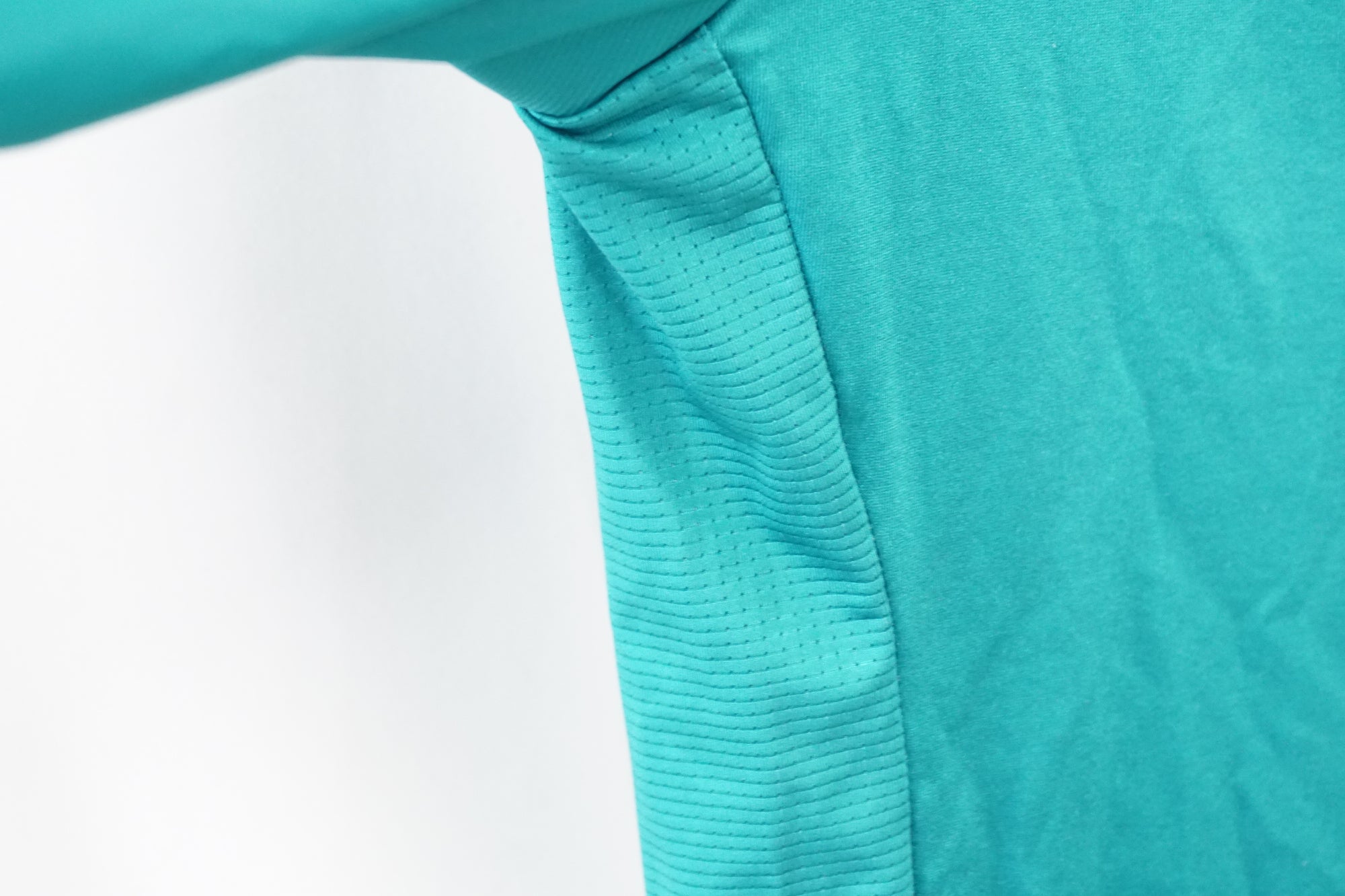 MORETHAN 「モアザン」 半袖 XLサイズ ジャージ / 奈良店