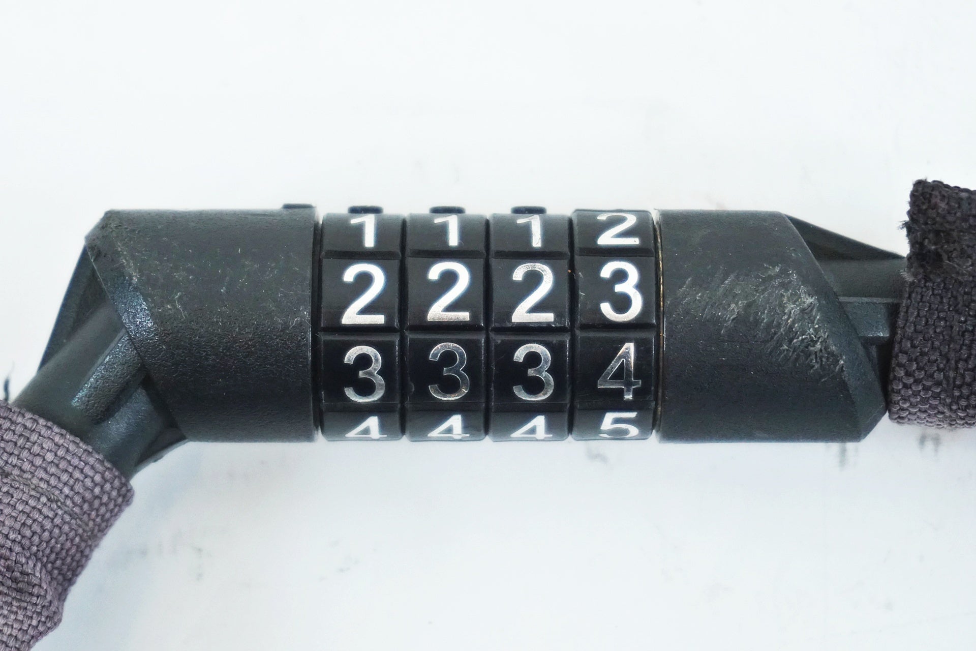 ADEPT 「アデプト」 ダイヤルチェーンロック / 有明ガーデン店