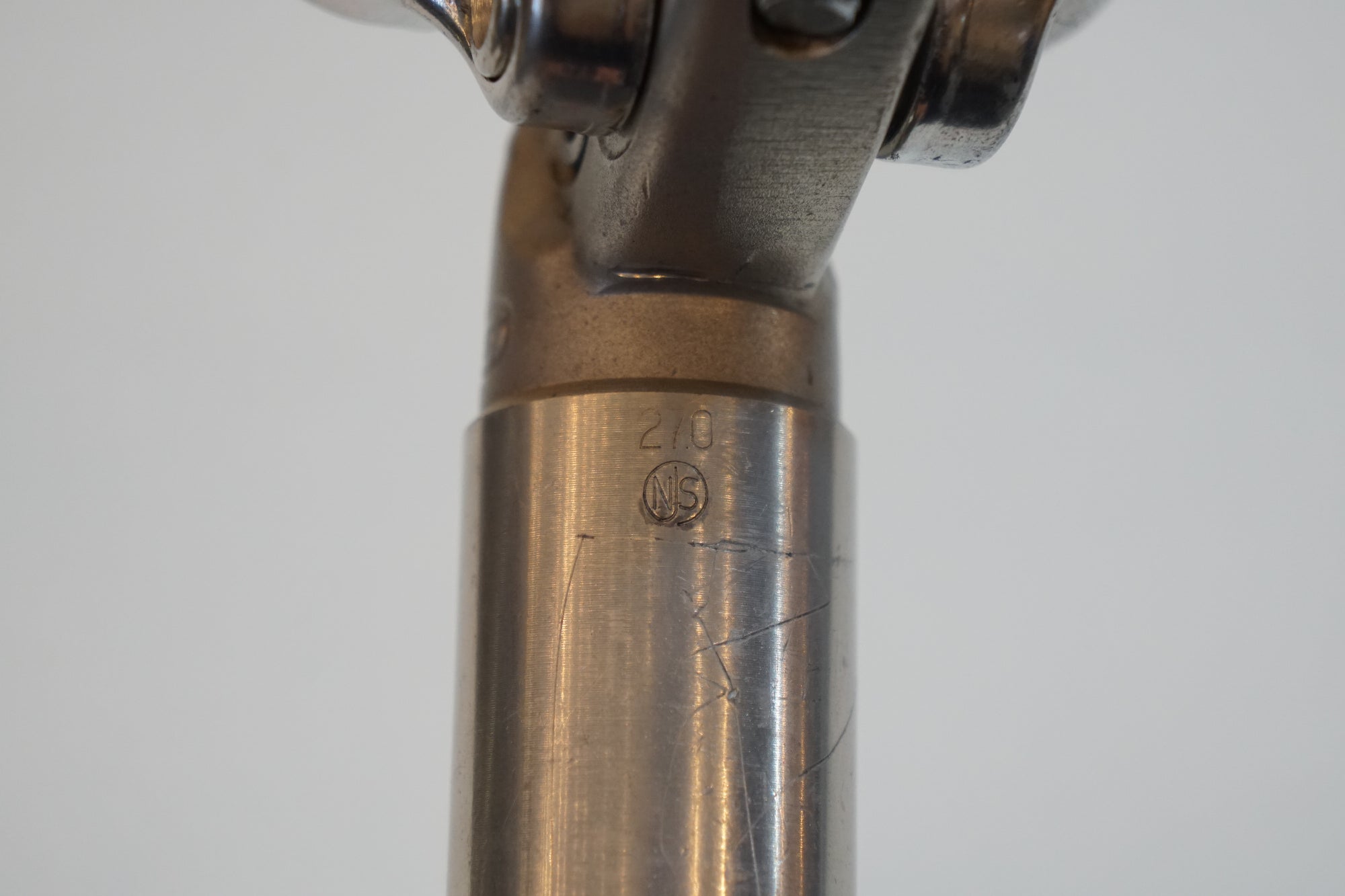 SUGINO 「スギノ」 MIGHTY φ27.0 200mm シートポスト/ バイチャリ浦和ベース