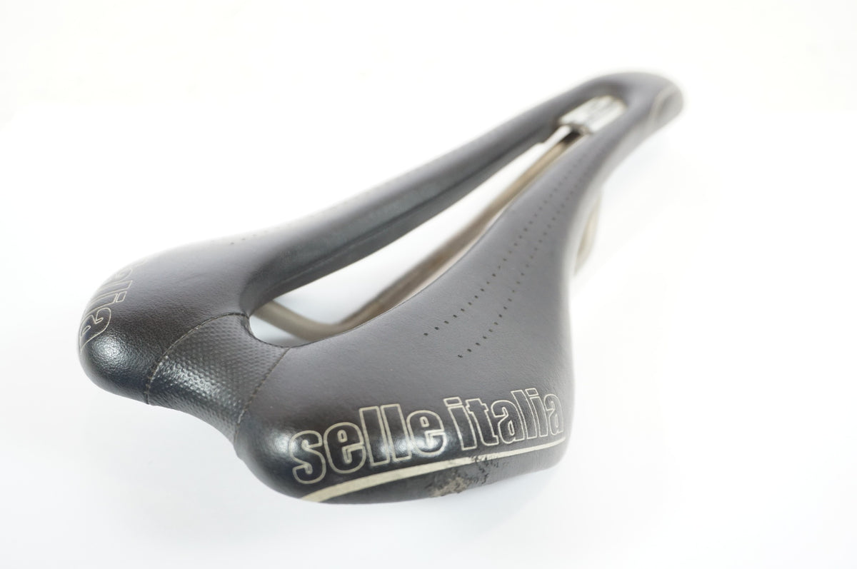 SELLE ITALIA 「セライタリア」 SLR SUPER FLOW TITANIUM サドル / 宇都宮店