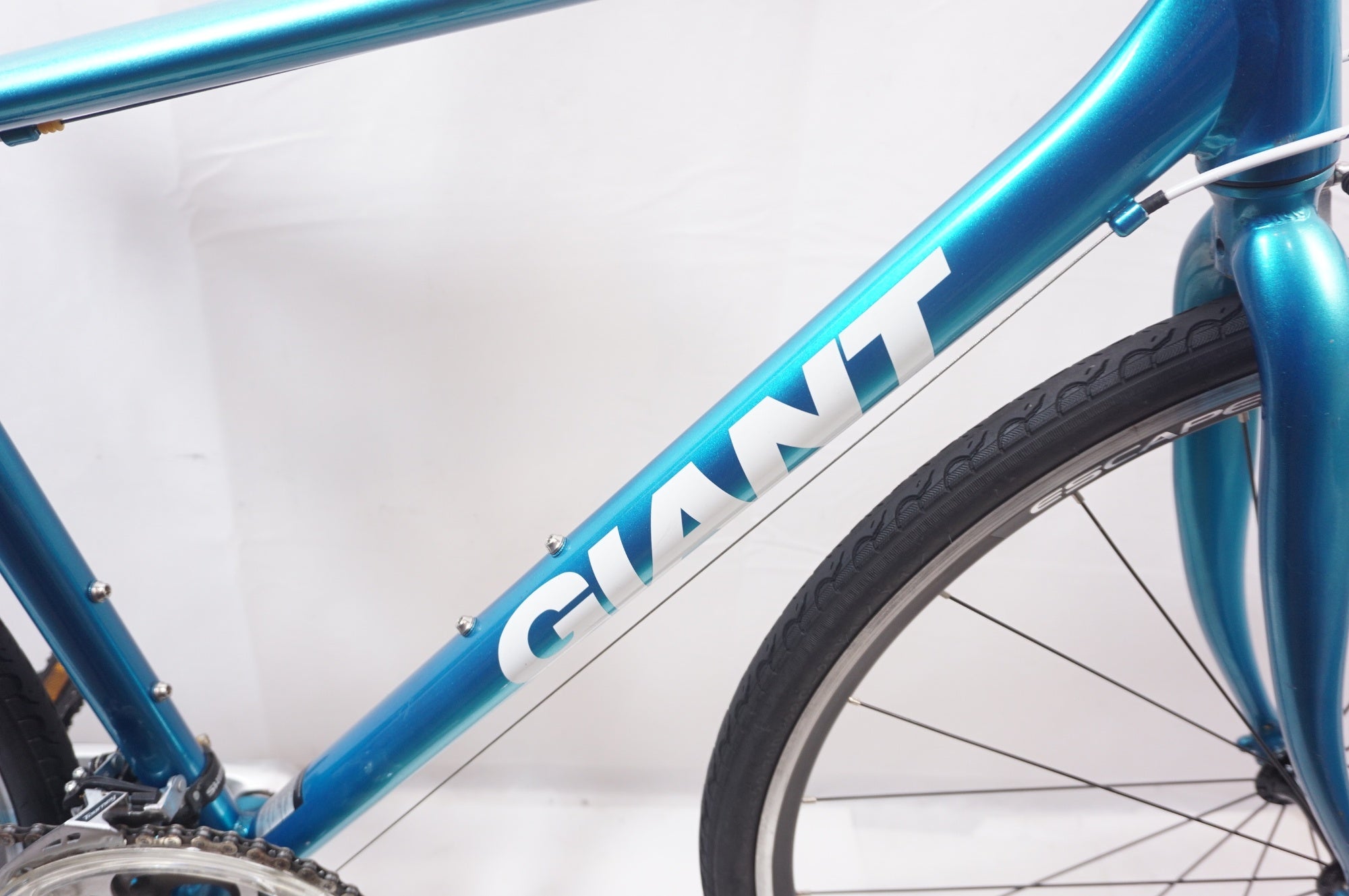 GIANT 「ジャイアント」 ESCAPE R3 2019年モデル クロスバイク