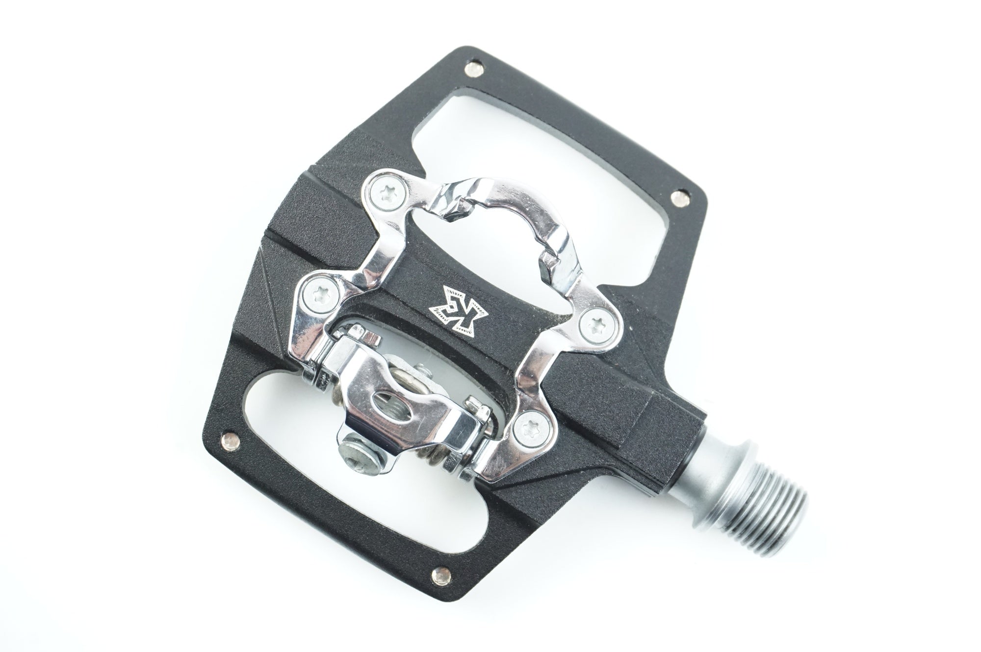 KCNC 「ケーシーエヌシー」 クリップレス プラットフォーム ペダル / 中目黒店