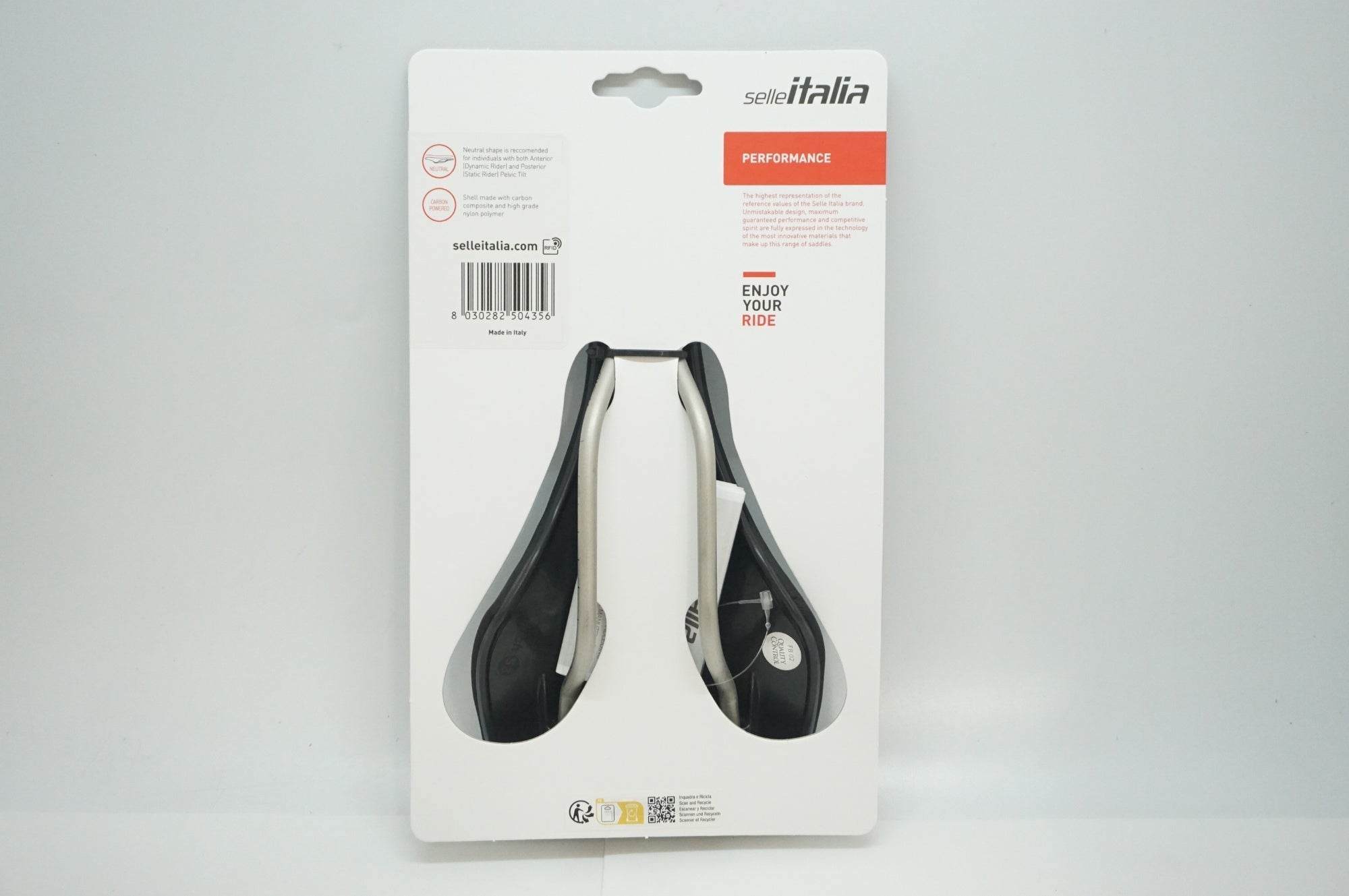 SELLE ITALIA 「セライタリア」 SLR BOOST TI316 SUPERFLOW サドル / 福岡アイランドシティ店