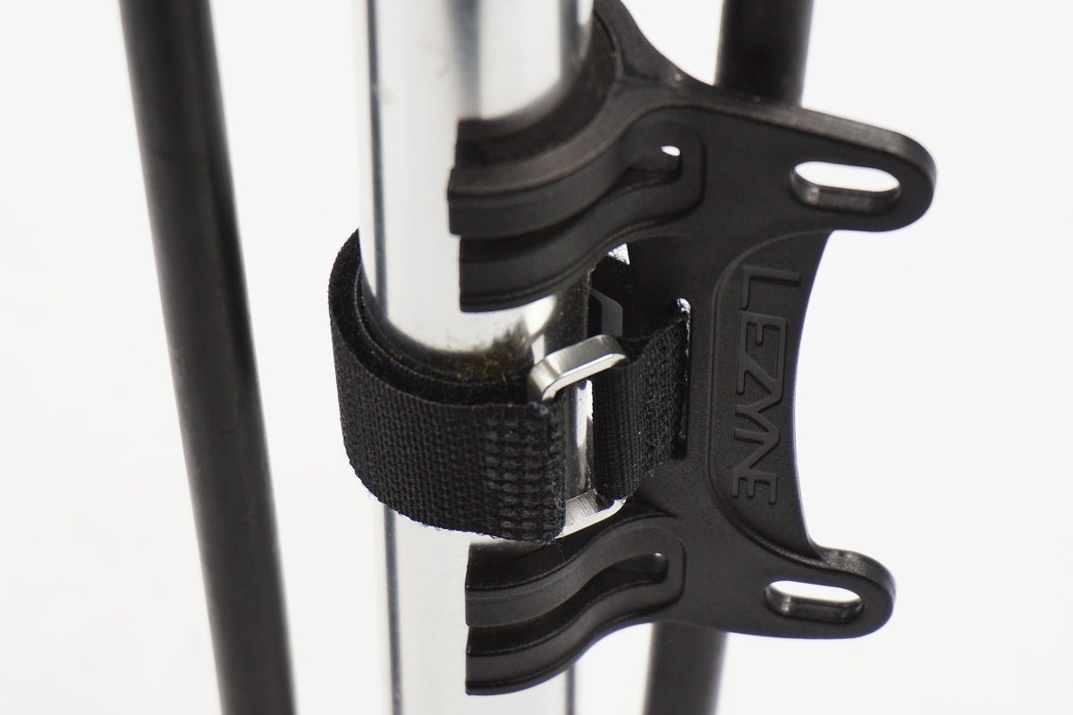 LEEZYNE 「レザイン」 携帯ポンプ / 奈良店