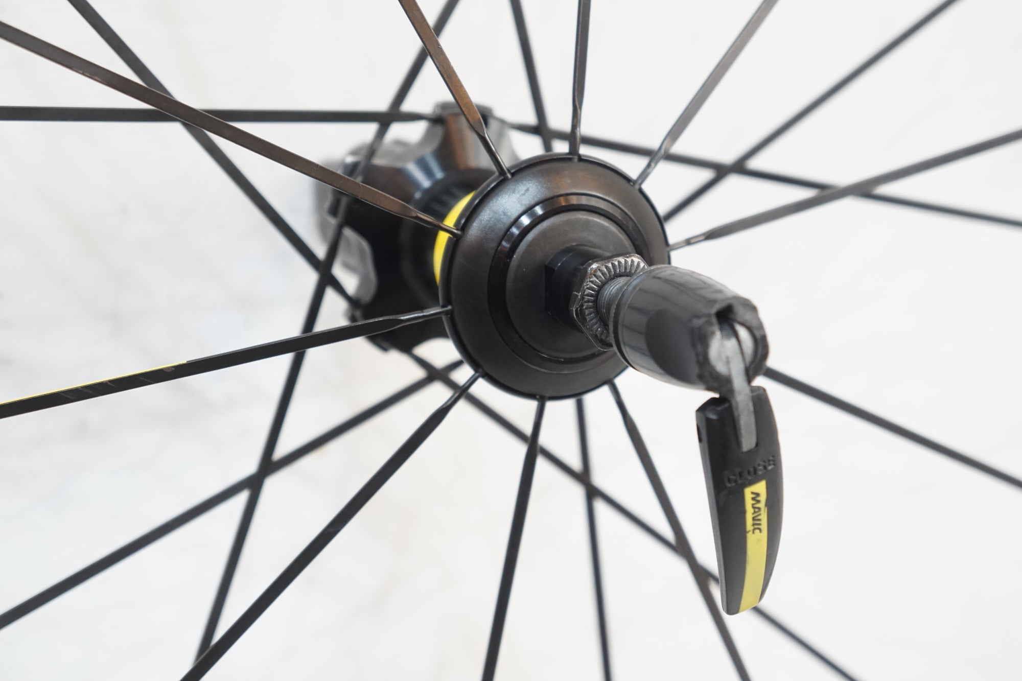 MAVIC 「マビック」 COSMIC PRO CARBON UST 622×19C シマノ11速