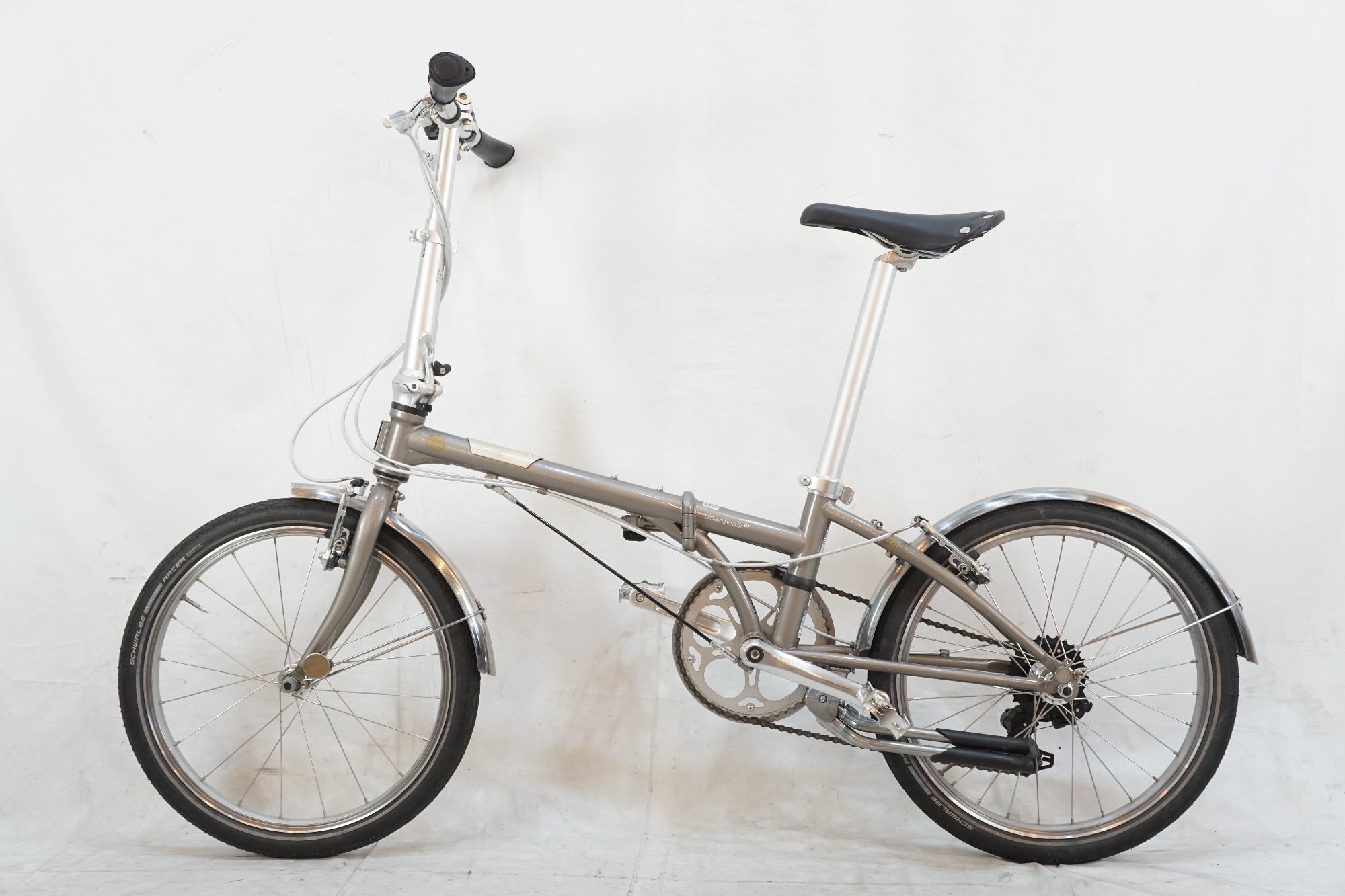 DAHON 「ダホン」 BOARDWALK D7 2024年モデル 20インチ ミニベロ / バイチャリ浦和ベース