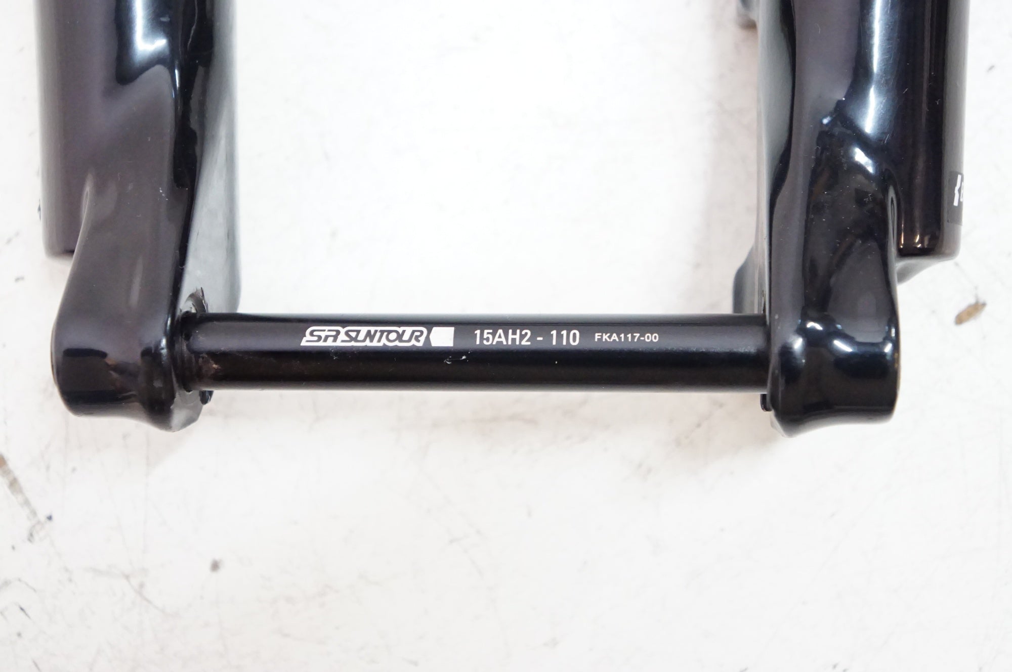 SR SUNTOUR 「エスアールサンツアー」 XCM34 BOOST 29インチ