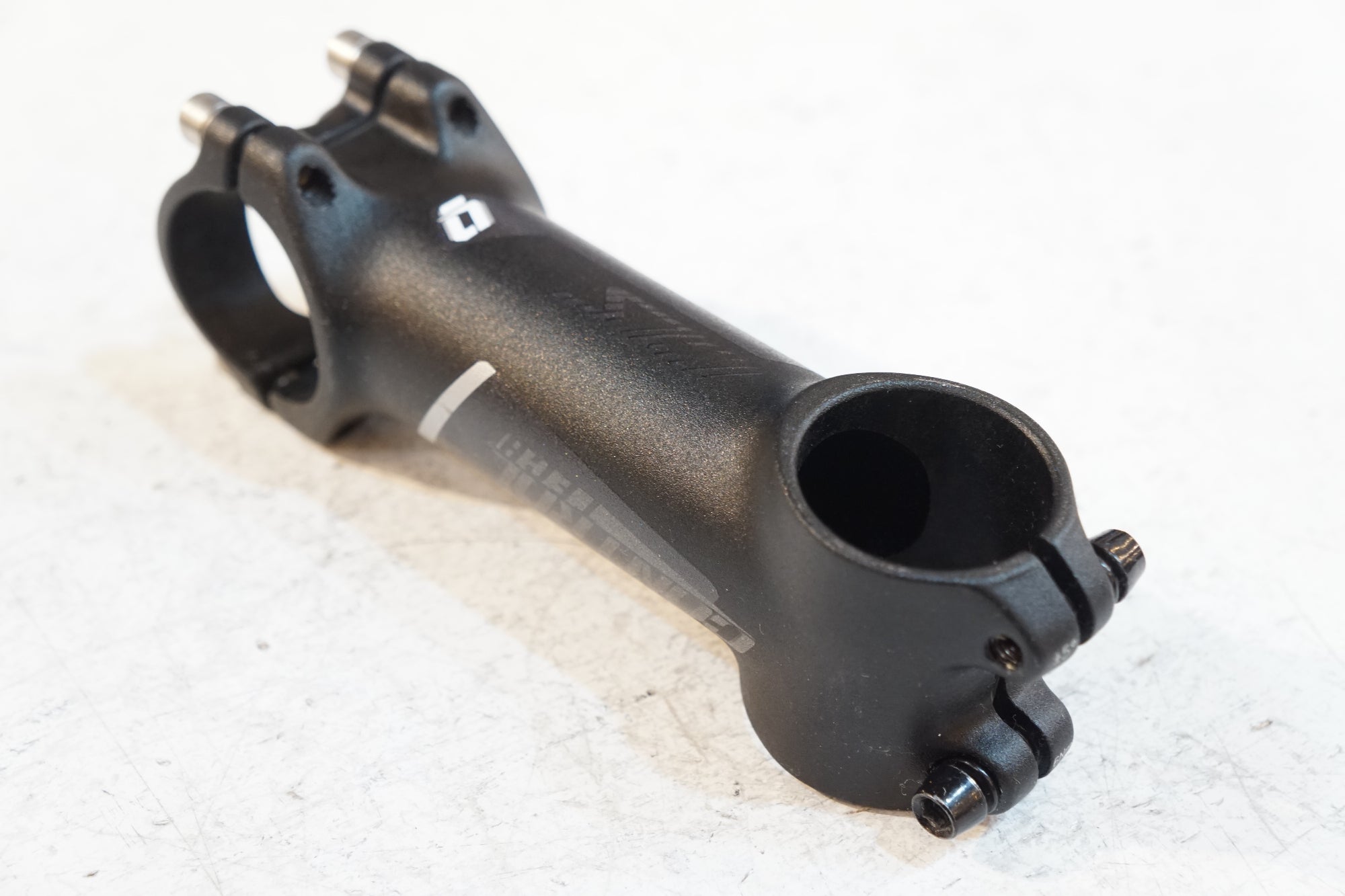 CONTROLTECH 「コントロールテック」 CLS φ31.8 100mm ステム / バイチャリ浦和ベース