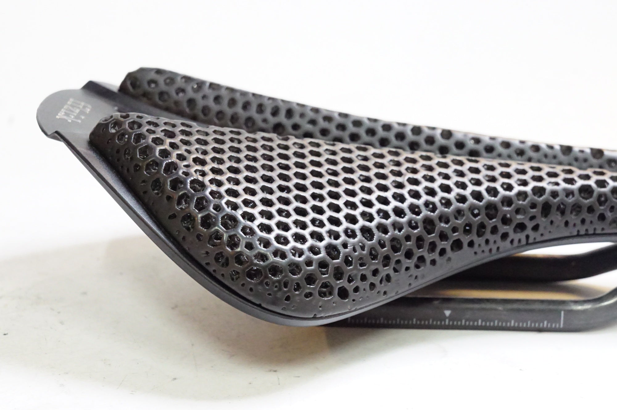 fizik フィジーク アンタレス VERSUS EVO R1 ADAPTIVE FIZTP2-1.jpg