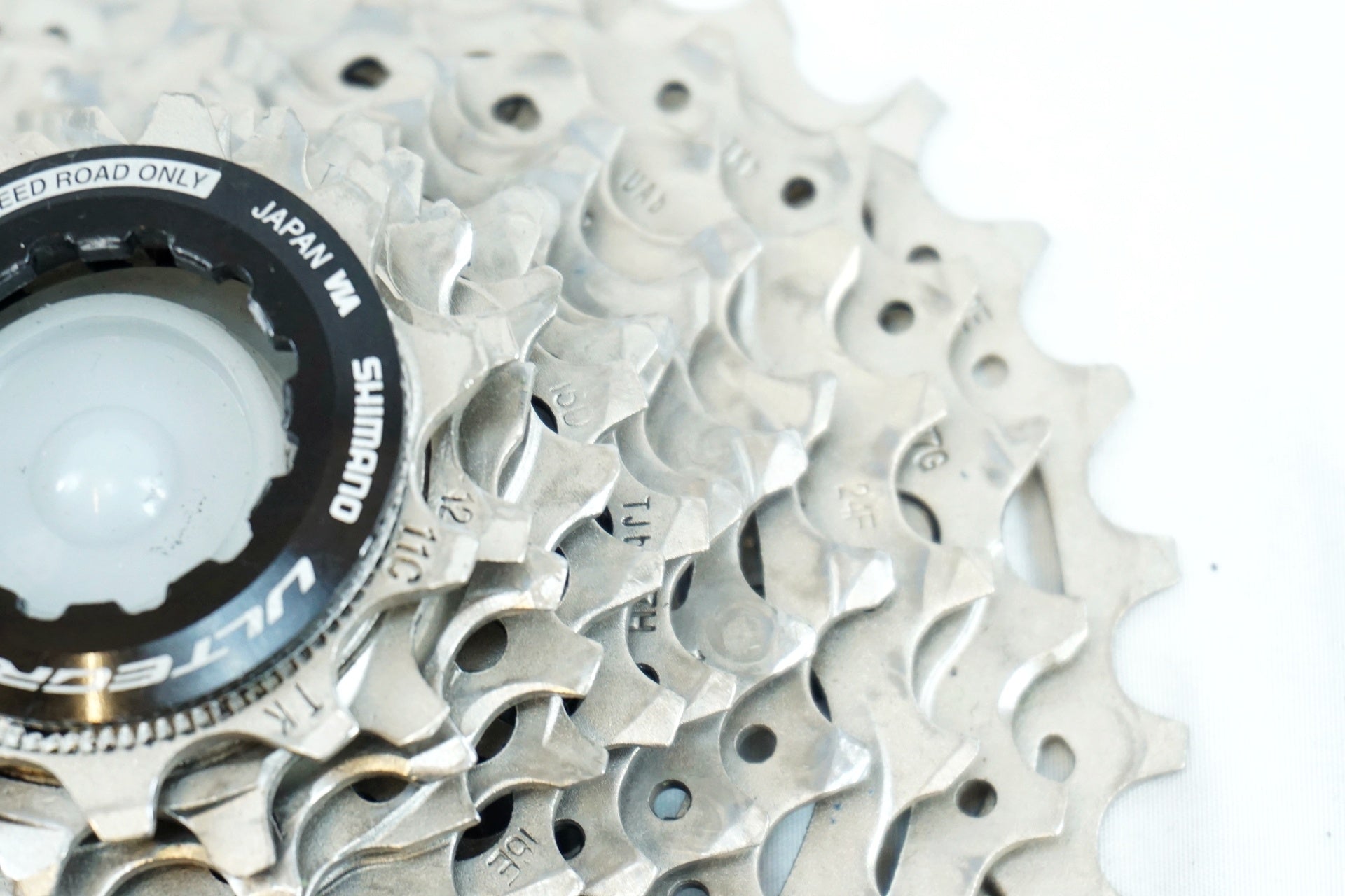 SHIMANO 「シマノ」 ULTEGRA CS-R8100 11-30T スプロケット / 有明