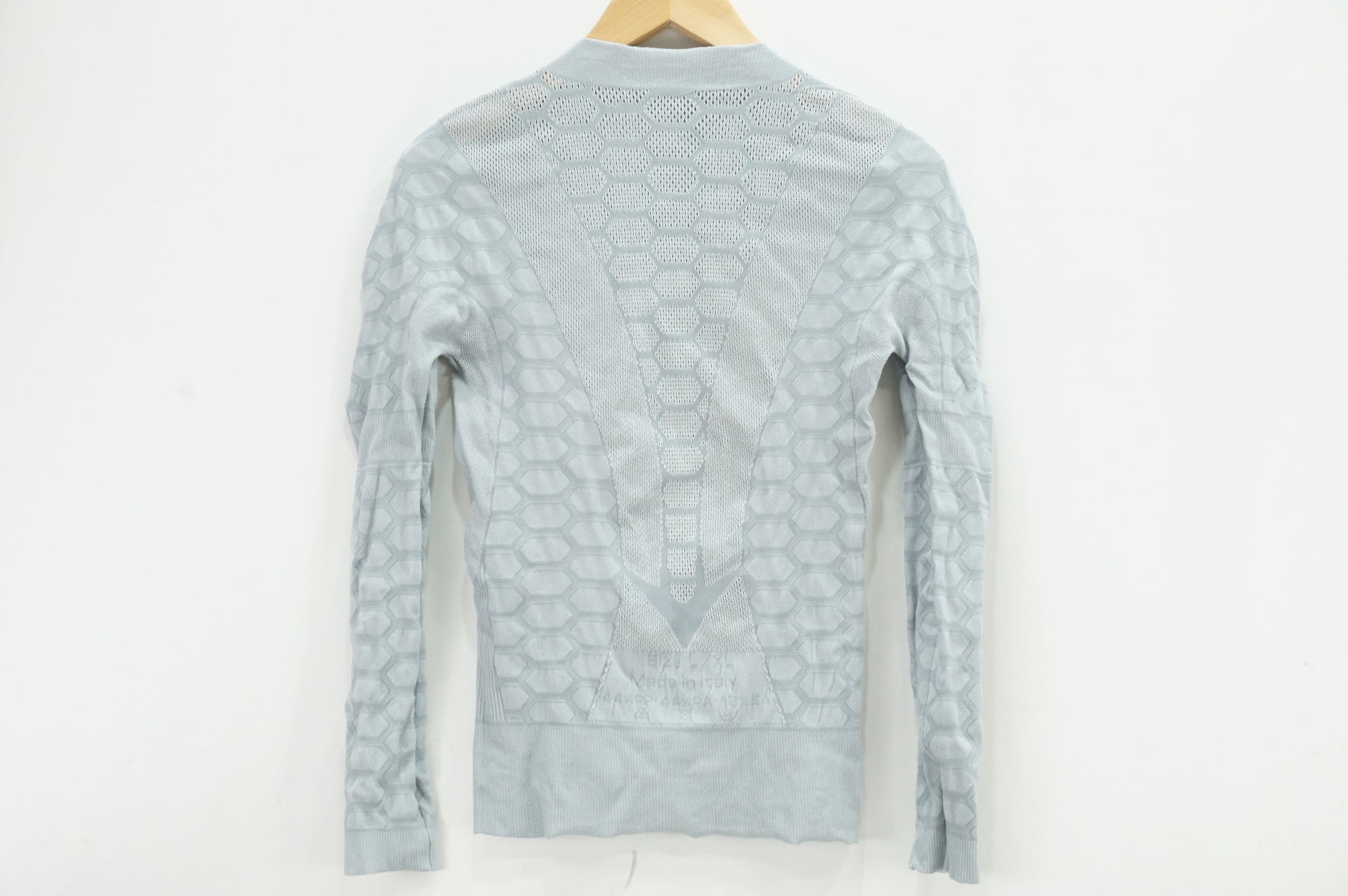 Q36.5 「キューサーティシックスポイントファイブ」 長袖 L/XLサイズ インナー / 大宮店