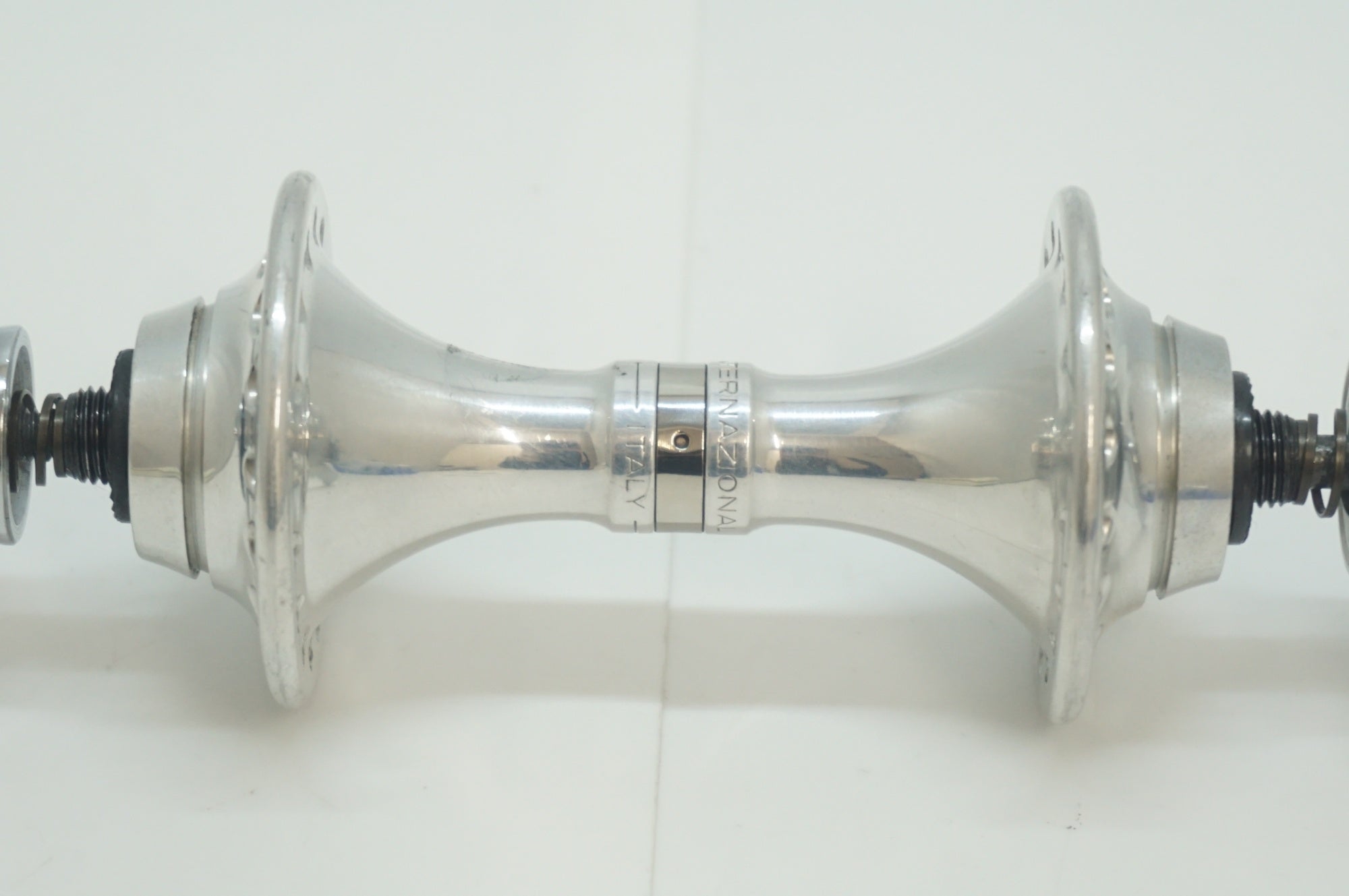 CAMPAGNOLO 「カンパニョーロ」 モデル不明 ハブ / 福岡店