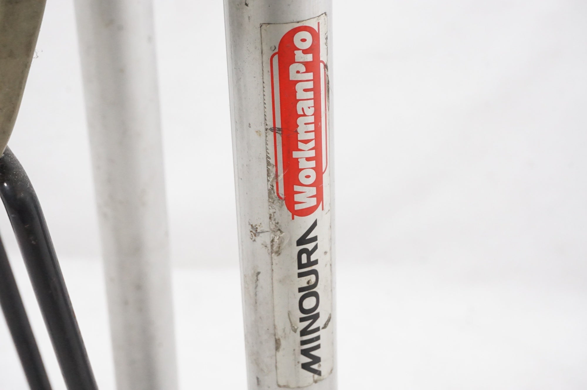 MINOURA 「ミノウラ」 WORKMAN PRO 振れ取り台 / AKIBA店