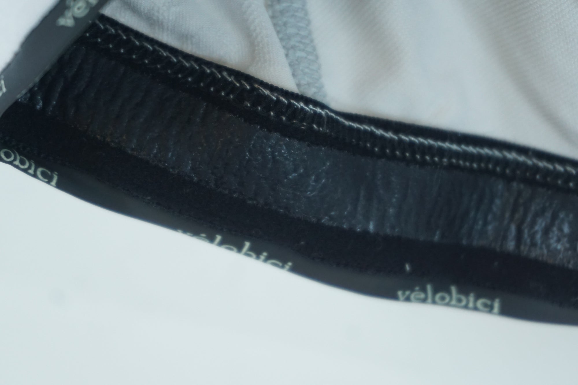 美しくドレスアップ。「Velobici」モンティコレクションで山を街