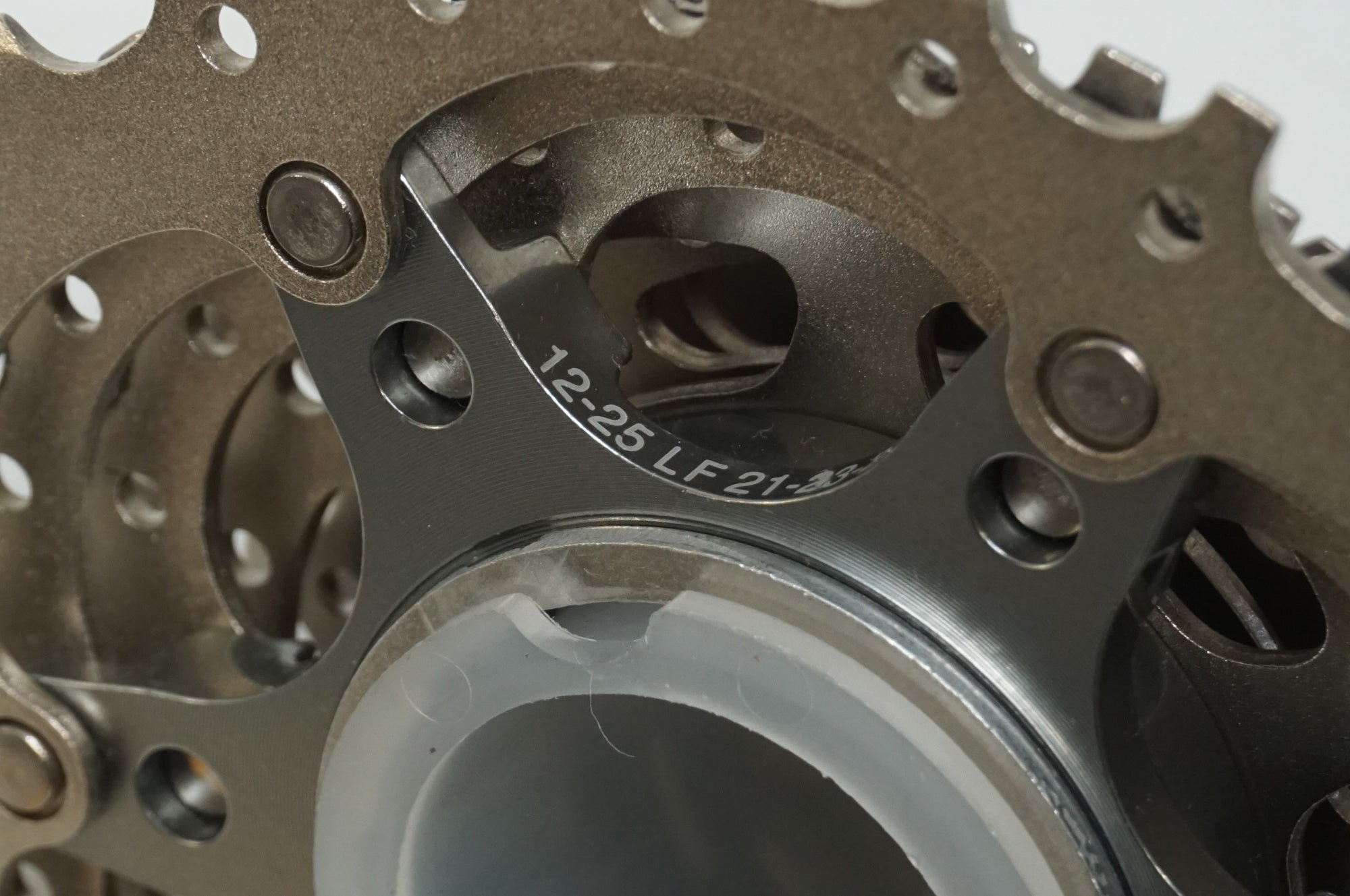 SHIMANO 「シマノ」 ULTEGRA CS-6700 12-25T スプロケット / 大宮店