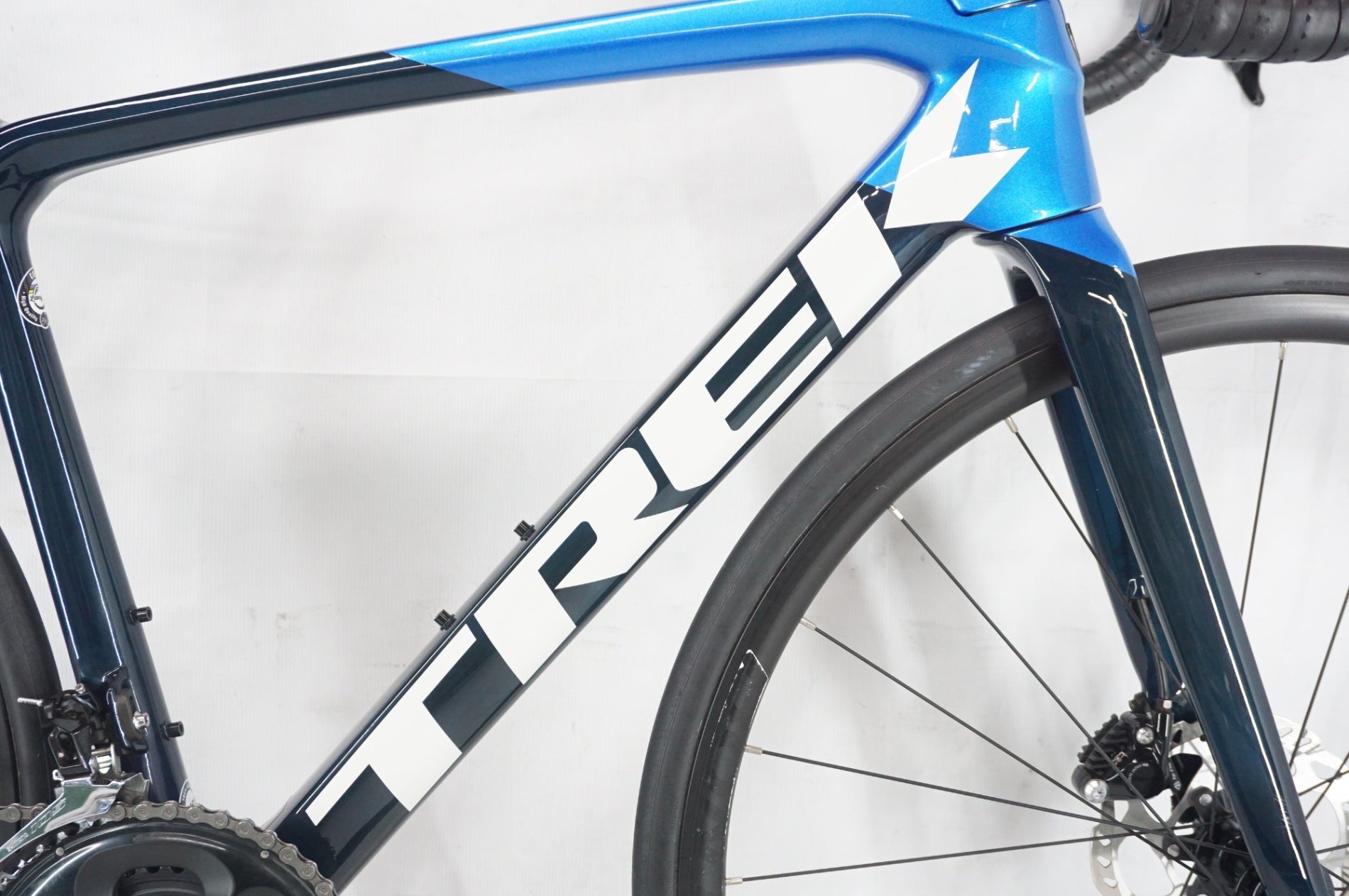 TREK 「トレック」 EMONDA SL5 DISC 2021-2022年モデル ロードバイク 