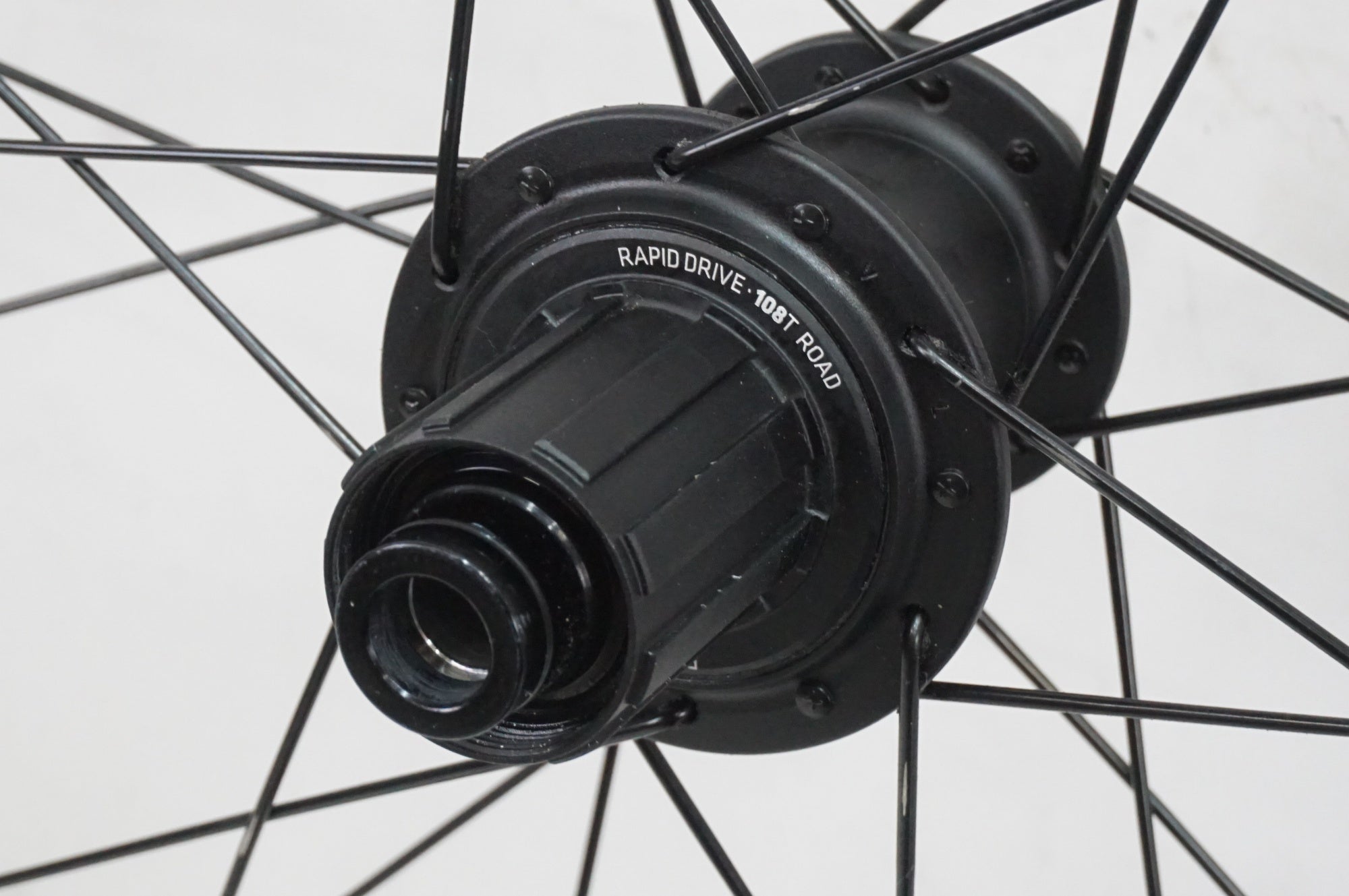 ボントレガー Paradigm Comp 25 ホイールタイヤ完組 BONTRAGER 「ボントレガー」 PARADIGM COMP 25 TLR シマノ11S ホイール