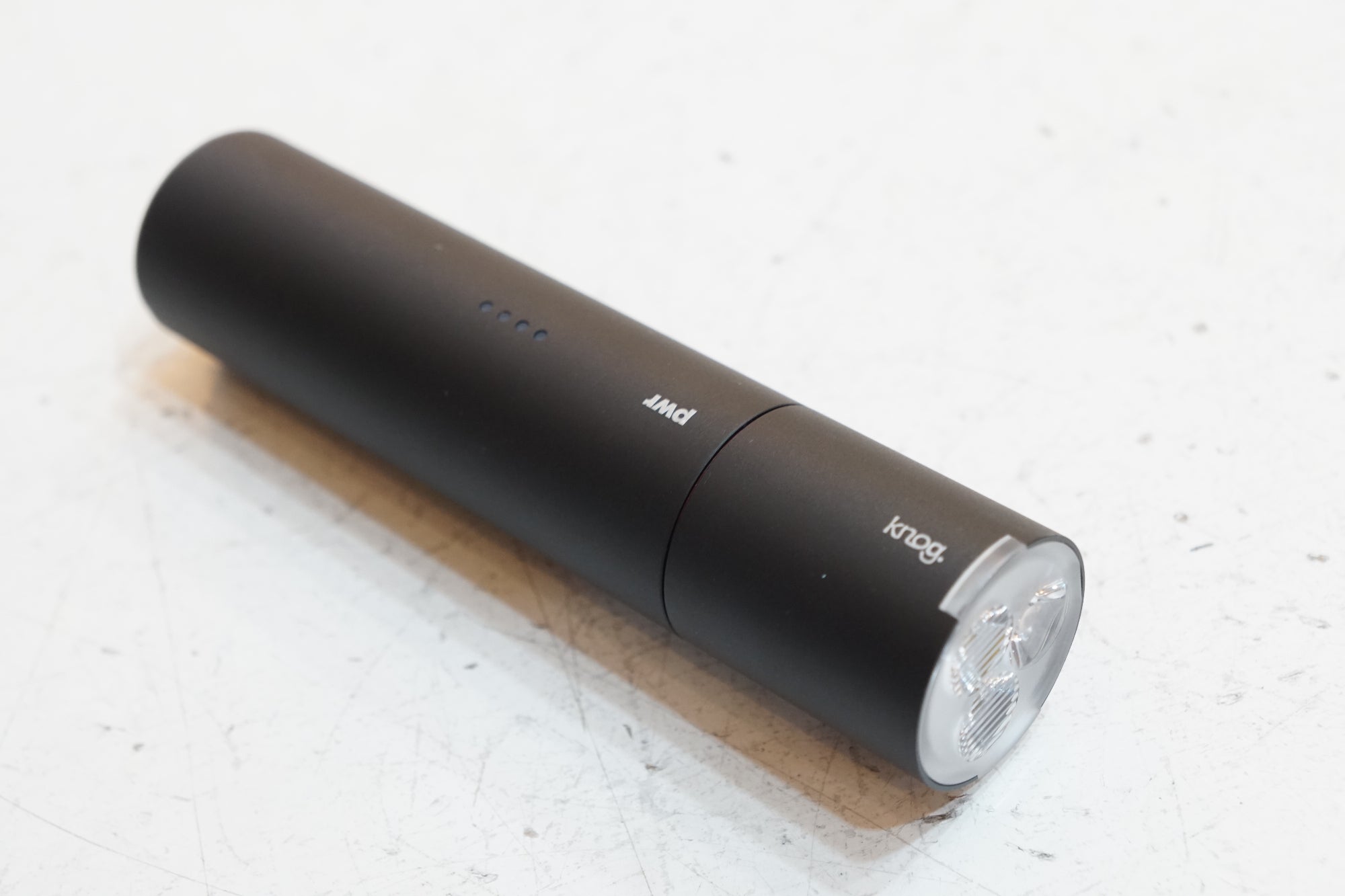 PWR ROAD 700LUMEN　ノグknog モバイルバッテリー兼用 USB充電式フロントライト【PWR ROAD