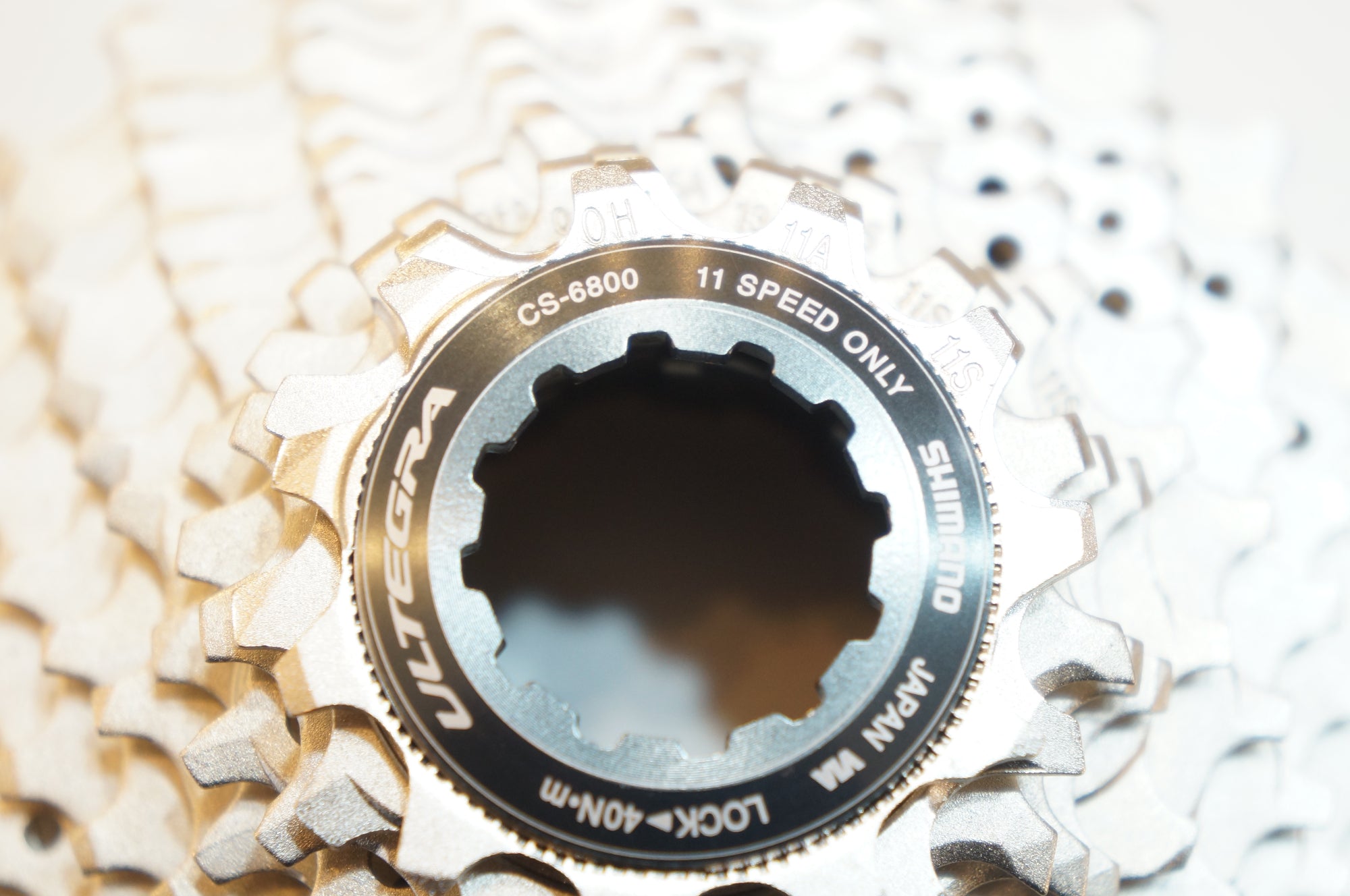 SHIMANO 「シマノ」 ULTEGRA CS-6800 11-28T 11S スプロケット