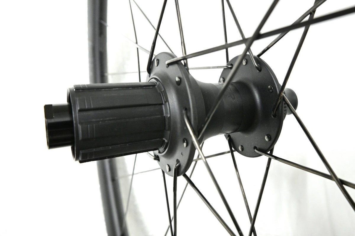 BONTRAGER 「ボントレガー」 AEOLUS ELITE 35 TLR DISC シマノ11速 ホイールセット / 名古屋大須店