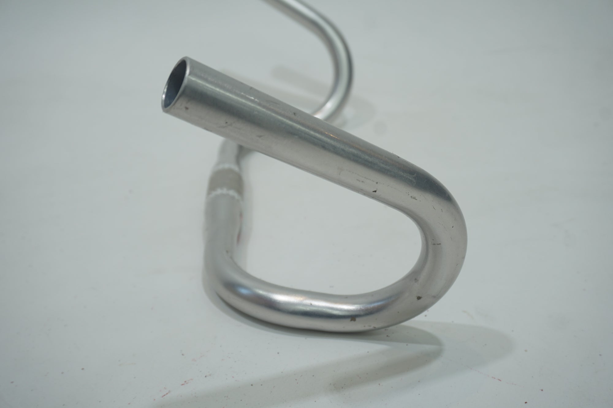 SIM WORKS 「シムワークス」 SMILE BAR 31.8φ 540mm ハンドル / 京都西院店