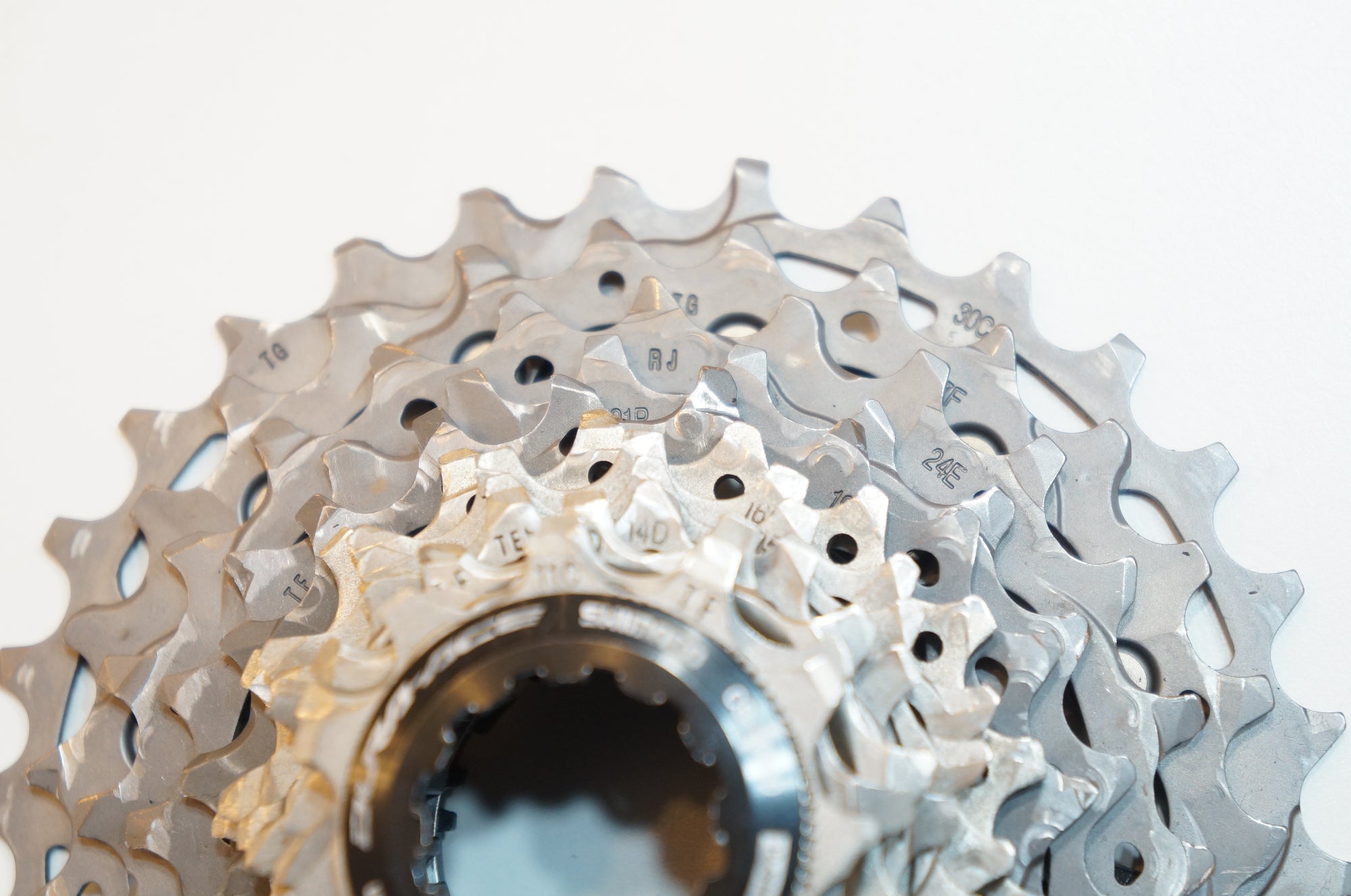 SHIMANO 「シマノ」 DURA-ACE CS-R9200 11-30T 12S スプロケット / バイチャリ浦和ベース