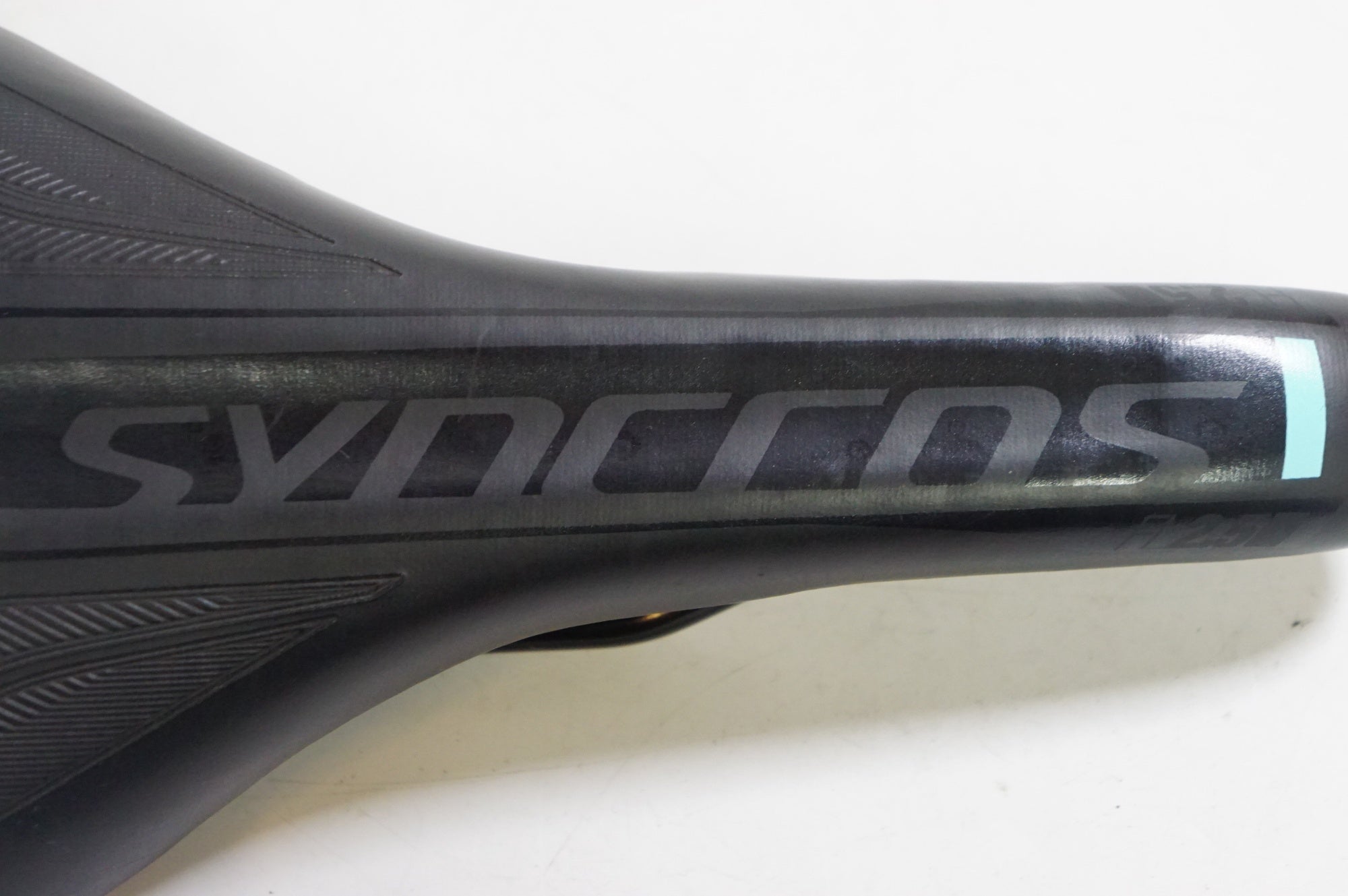 SYNCROS 「シンクロス」 FL2.5 サドル / 熊谷本店