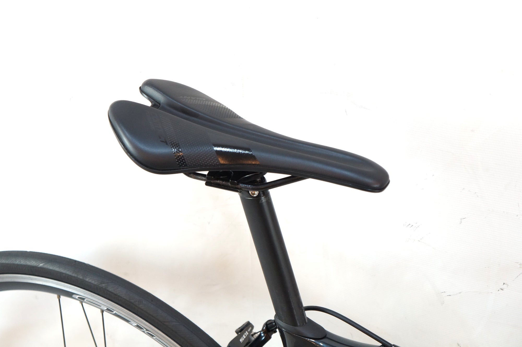 GIANT 「ジャイアント」 TCR ADVANCED2 KOM 2020年モデル ロードバイク / バイチャリ浦和ベース