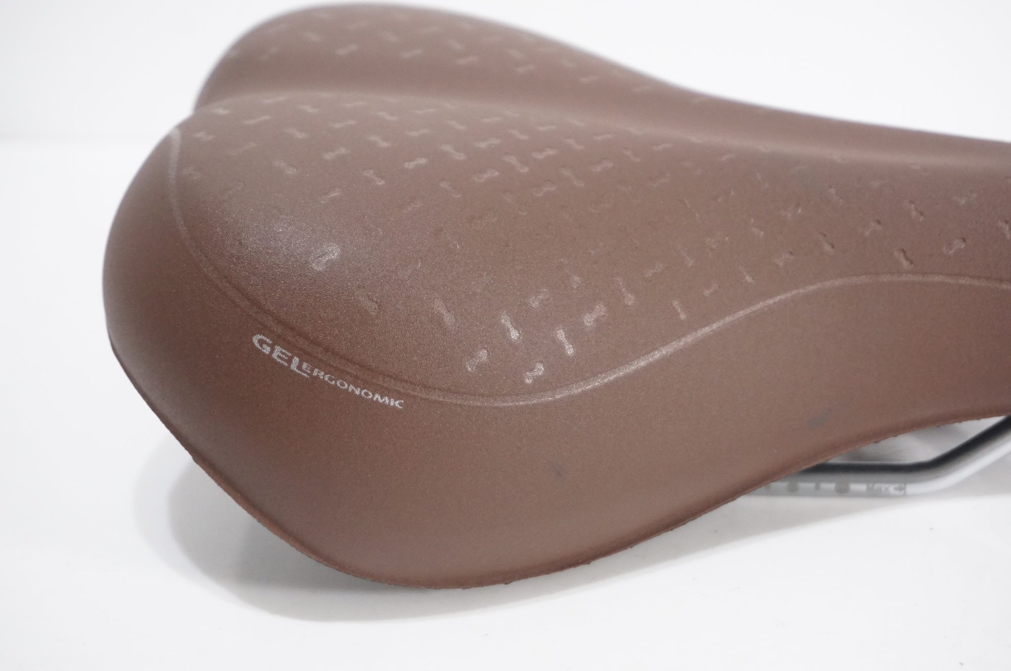 TIOGA 「タイオガ」 ACENTIA GEMINUS サドル / AKIBA店