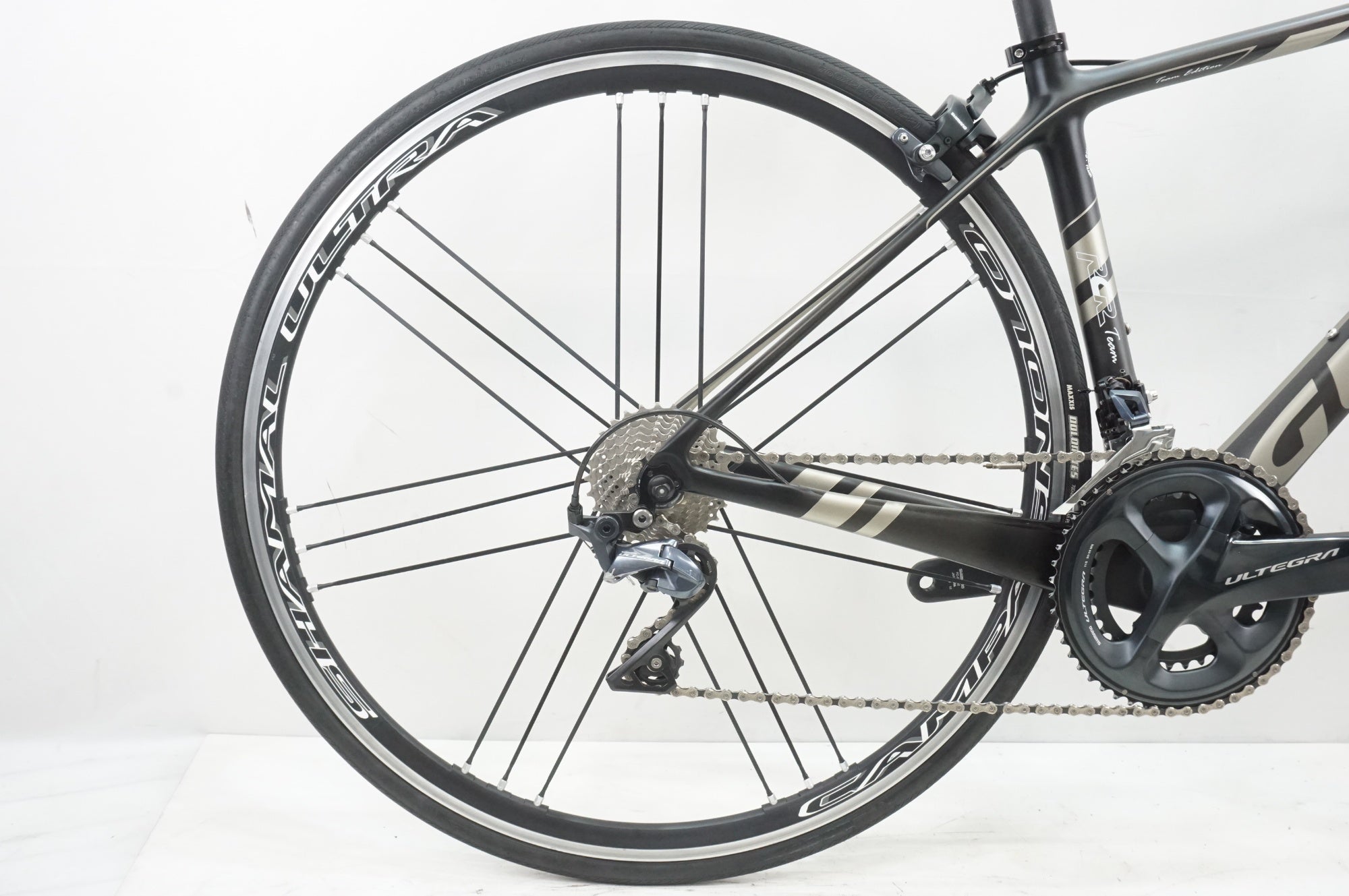 GUSTO 「グスト」 RCR TEAM EDITION LEGEND 2019年モデル ロードバイク