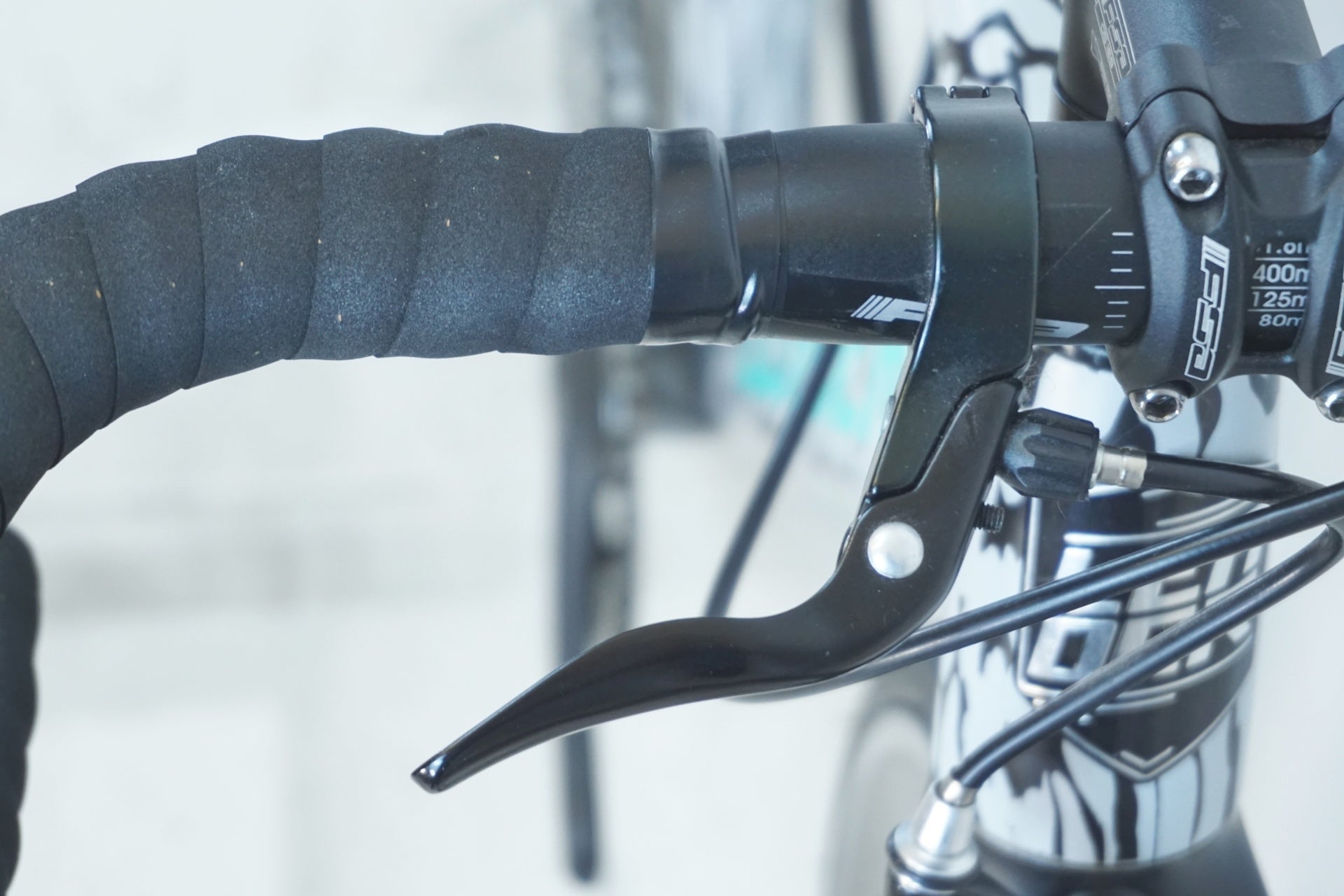 LEADER BIKES 「リーダーバイク」 735TR ATOMS 2019年モデル ピスト