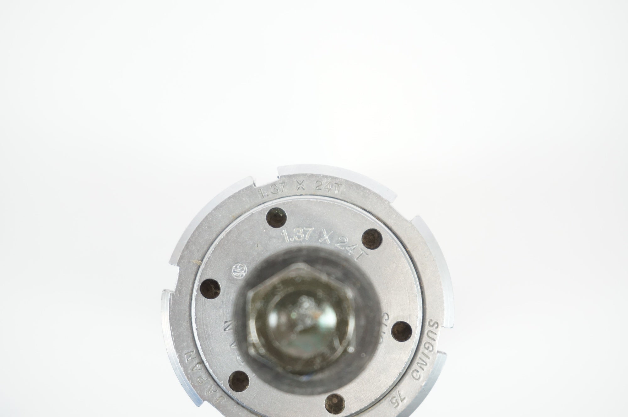 SUGINO 「スギノ」 75 1.37X24T ボトムブラケット / 宇都宮店