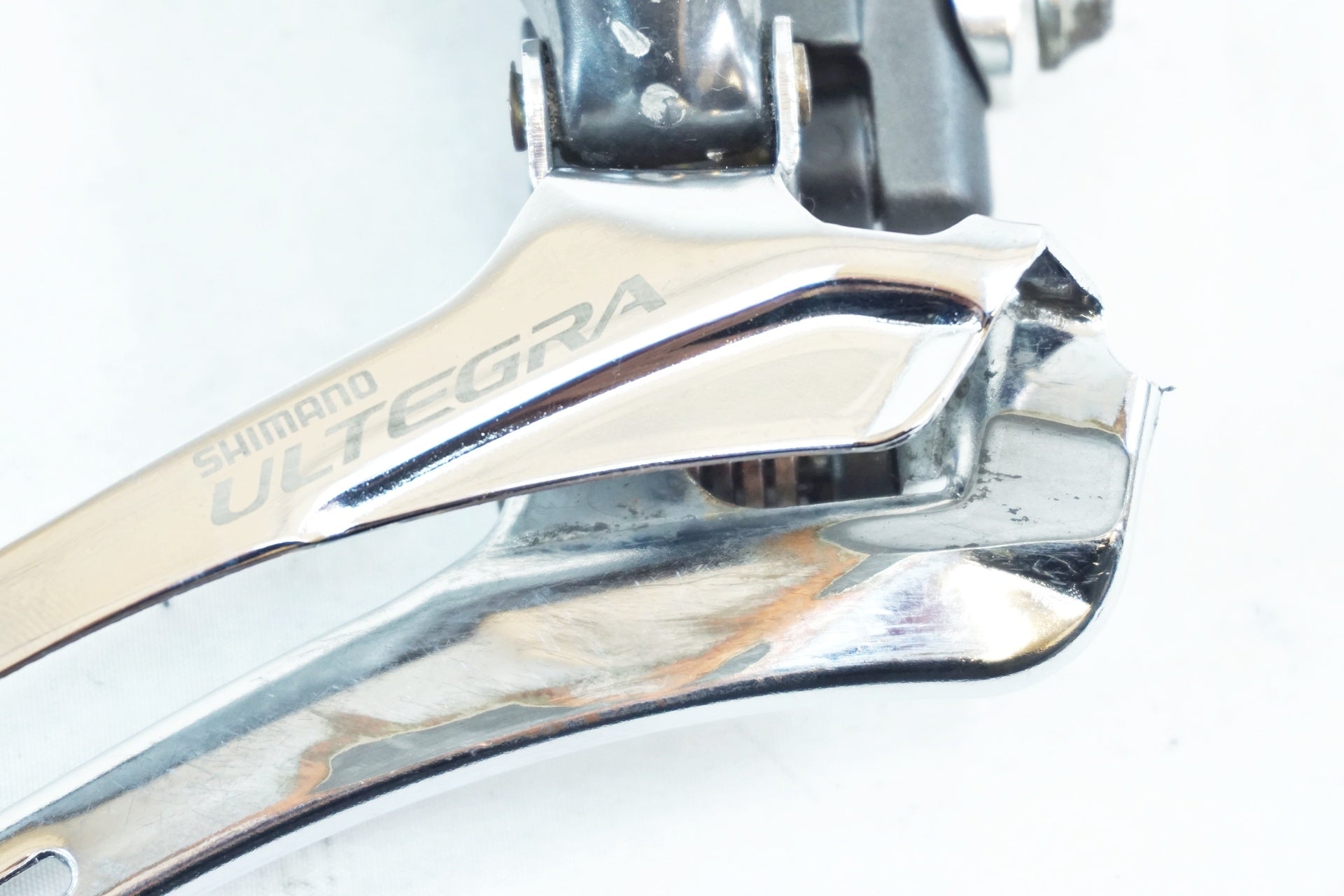 SHIMANO 「シマノ」 ULTEGRA FD-6700 フロントディレイラー / 有明ガーデン店